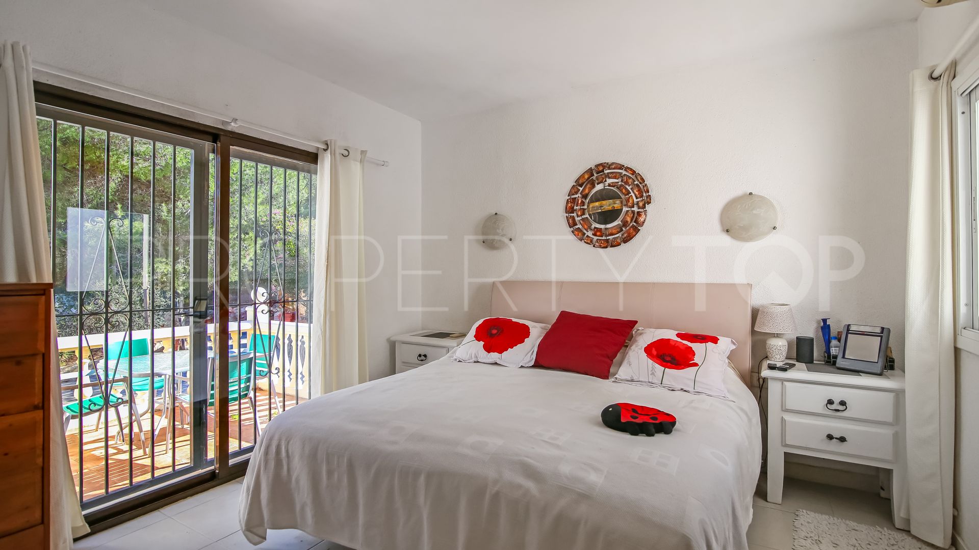 For sale Costa Nova villa with 5 bedrooms