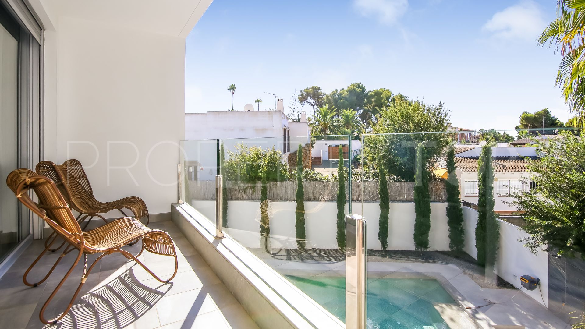 For sale villa with 4 bedrooms in Moraira