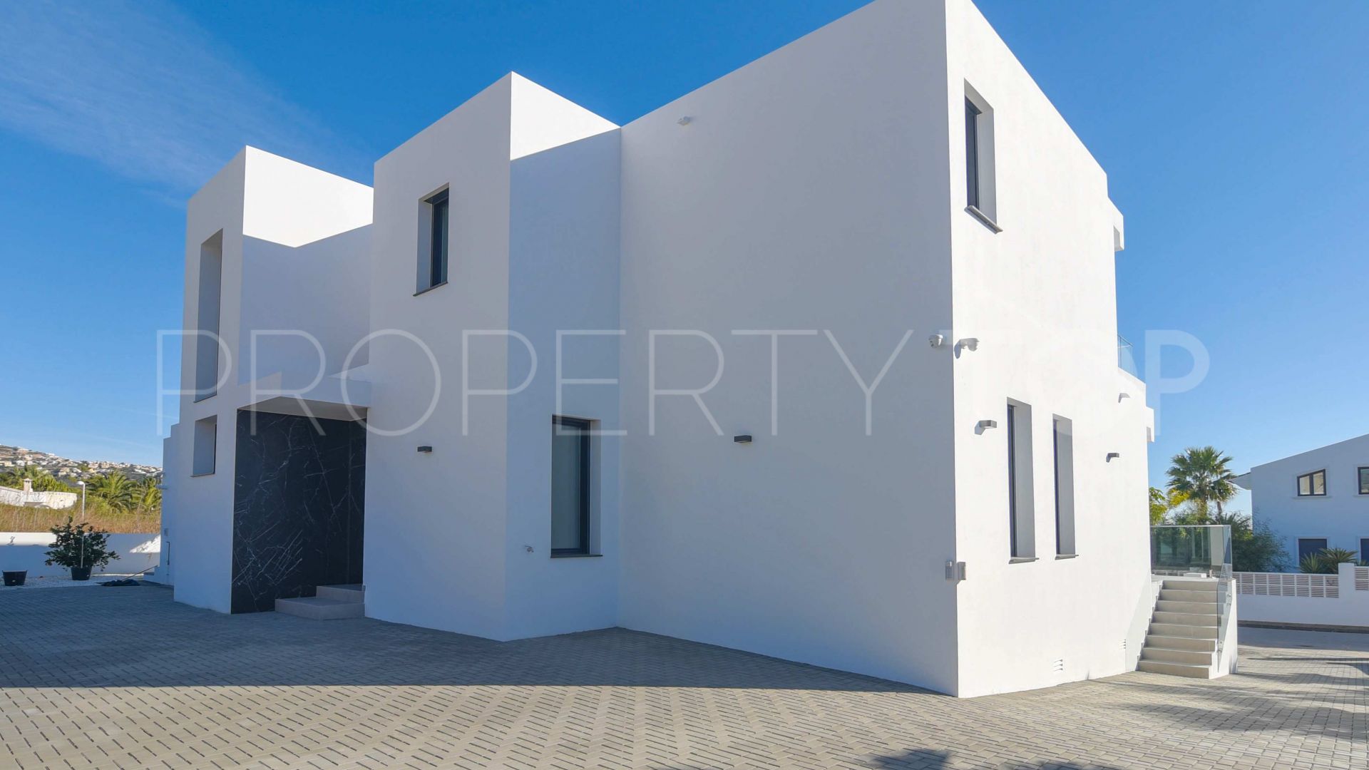 Villa for sale in Moraira with 4 bedrooms