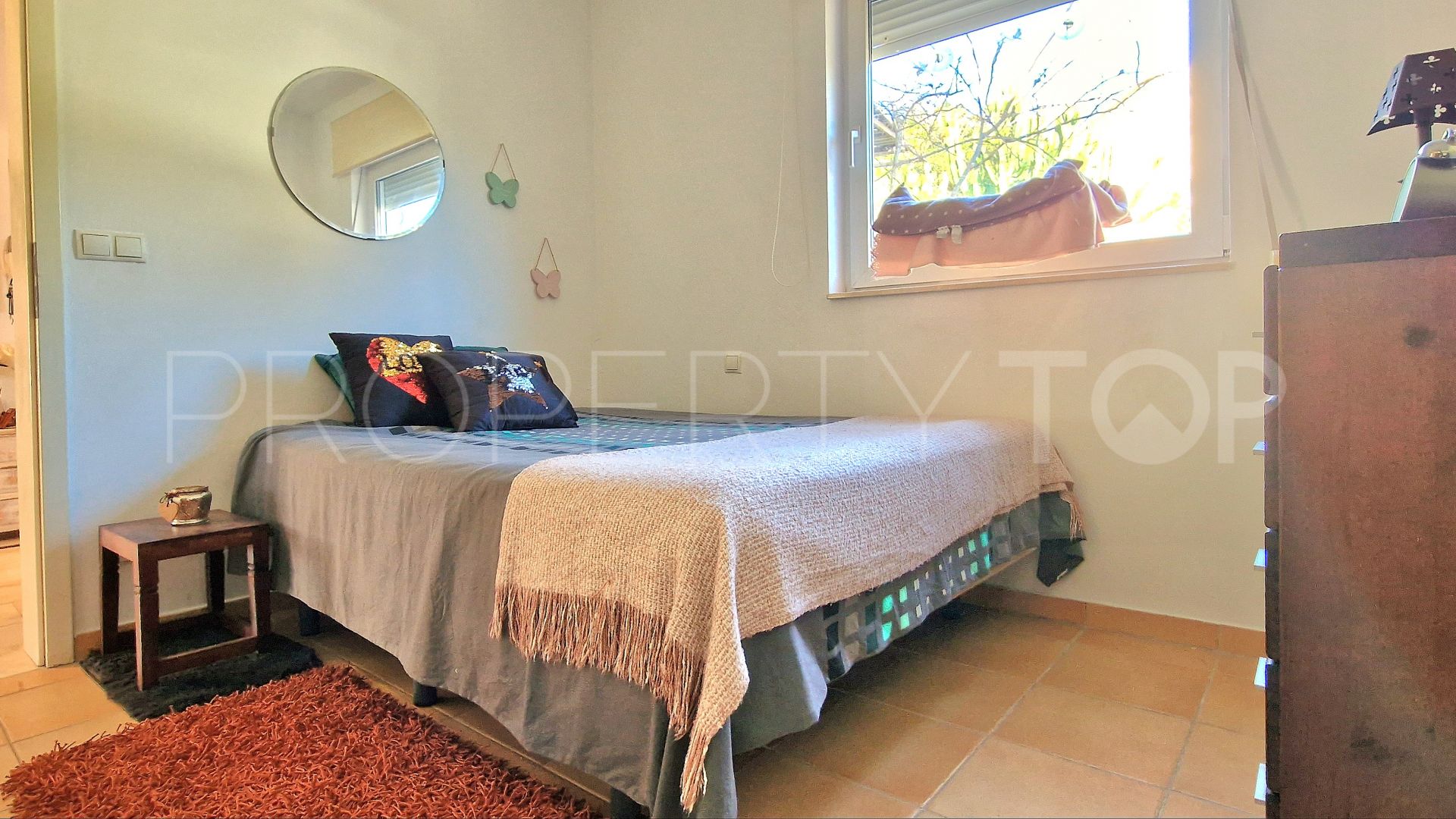 For sale villa with 4 bedrooms in Cumbre del Sol