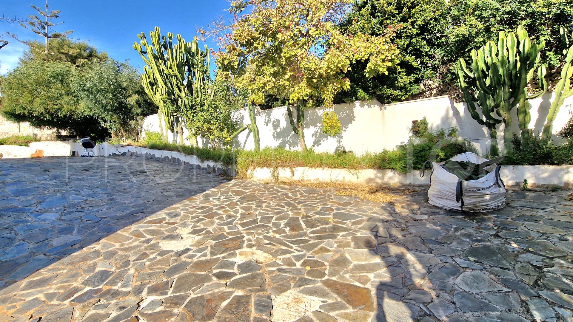 For sale villa with 4 bedrooms in Cumbre del Sol