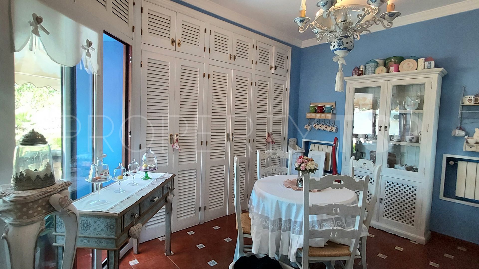 Se vende villa con 7 dormitorios en Benimarco