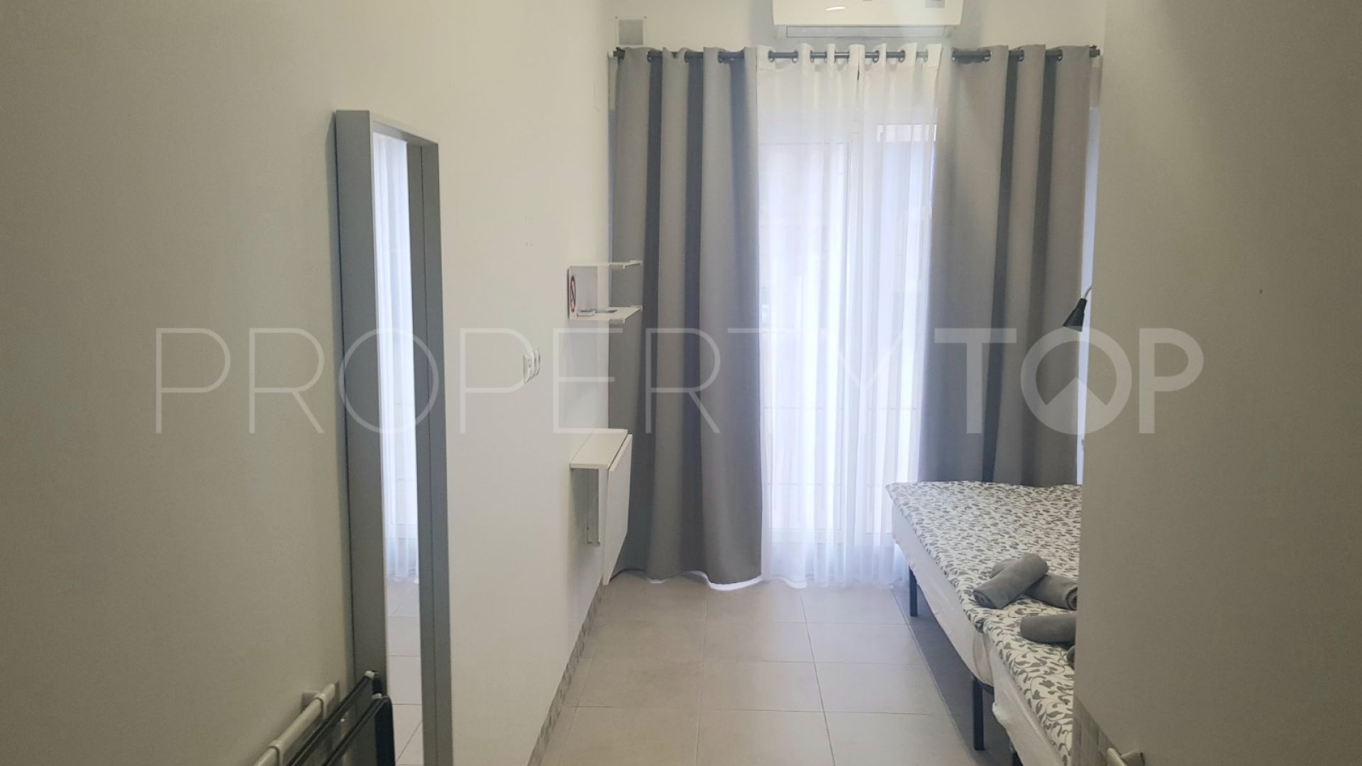 4 bedrooms Centro hotel for sale