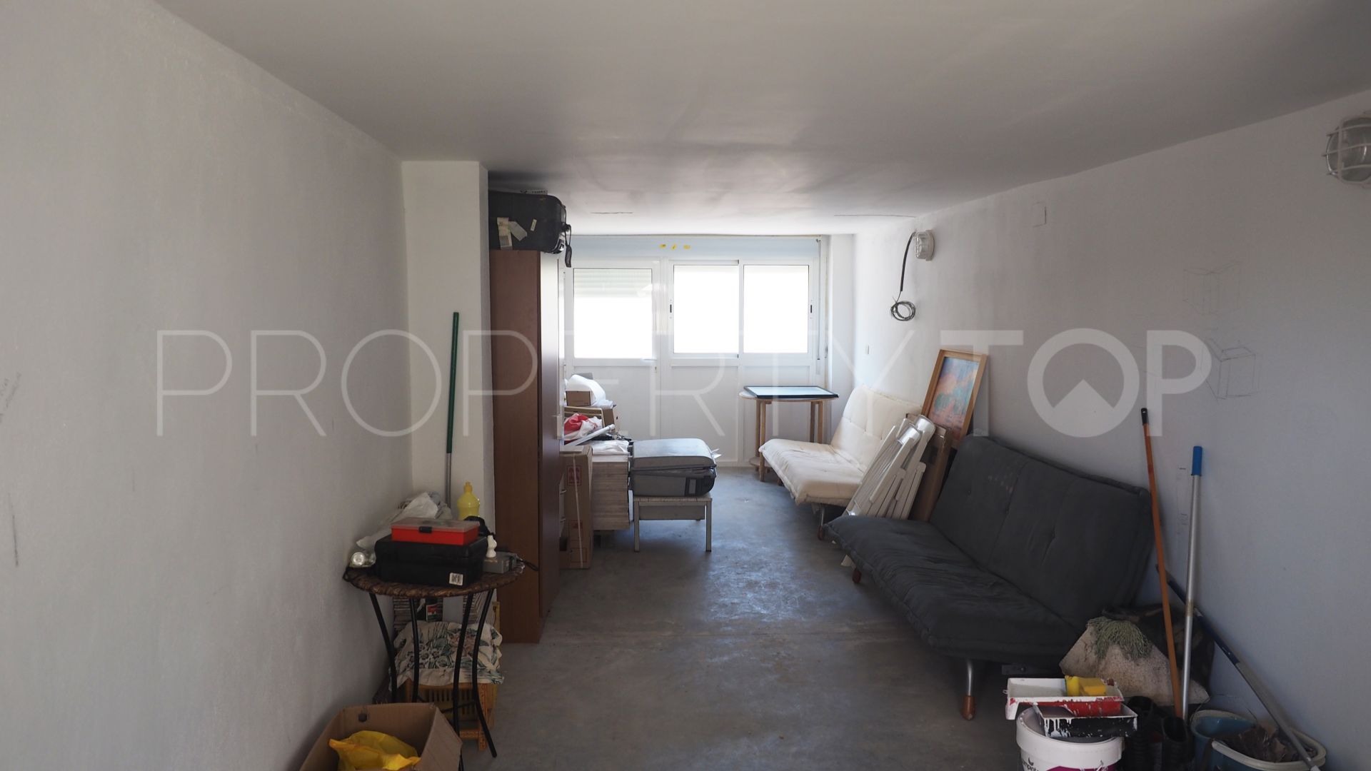 Comprar apartamento con 3 dormitorios en Oliva