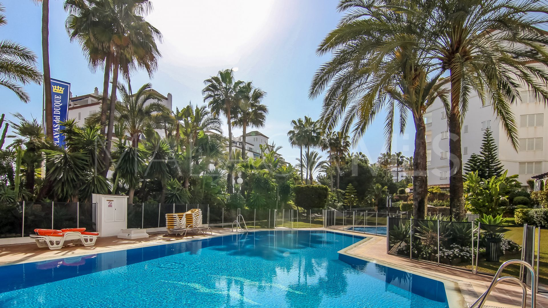 Buy Marbella 5 bedrooms apartment