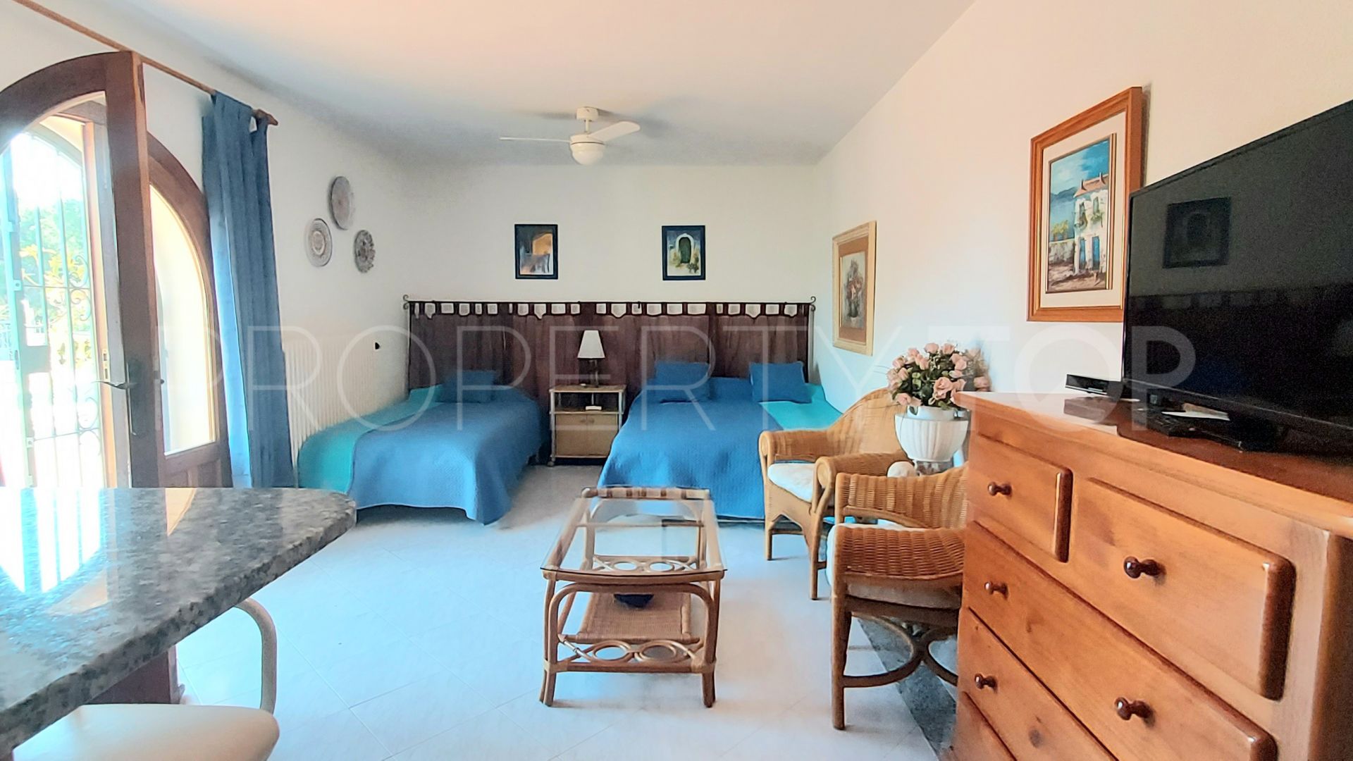 Villa de 8 dormitorios en venta en Benissa Costa