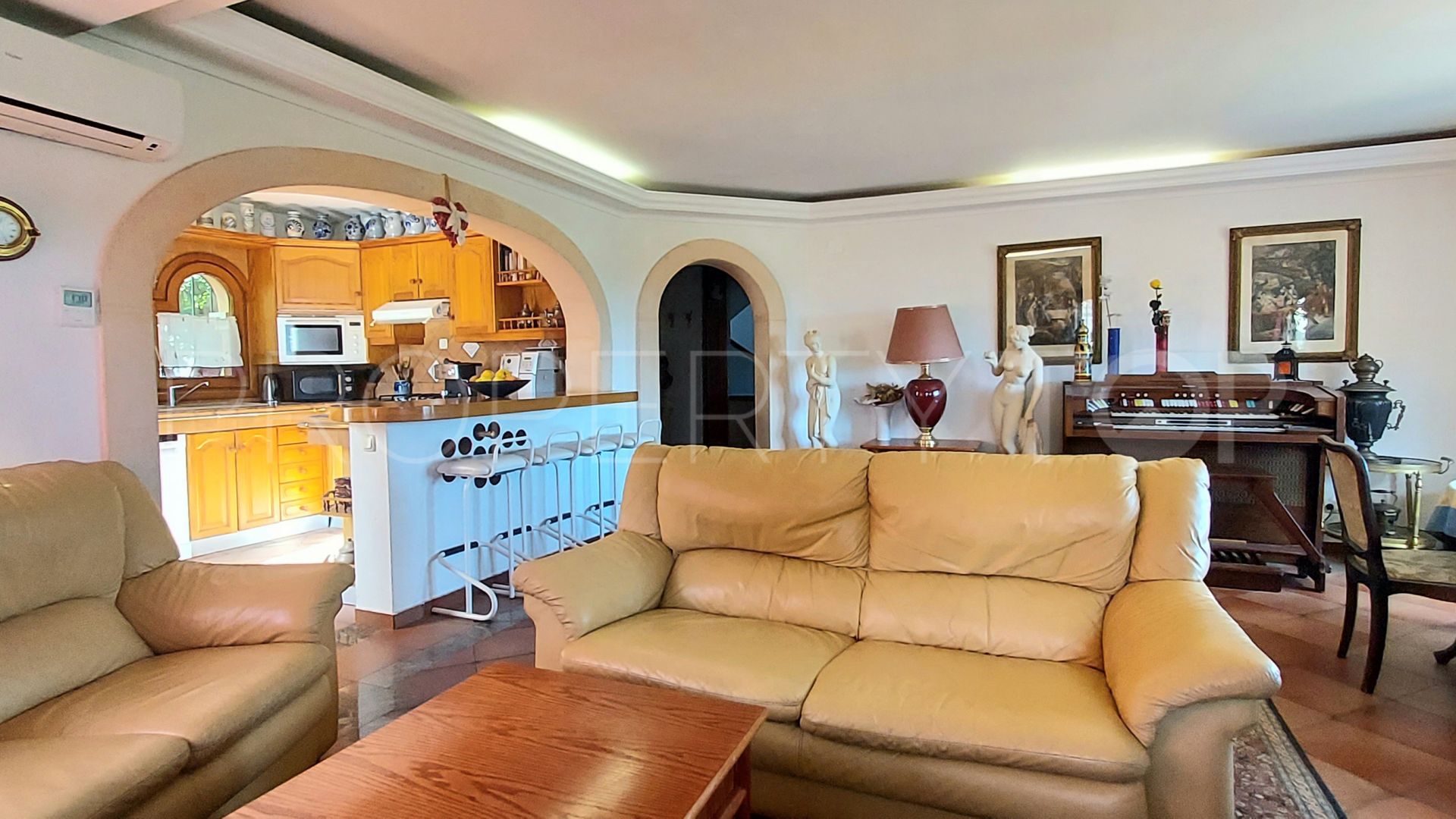 Villa de 8 dormitorios en venta en Benissa Costa