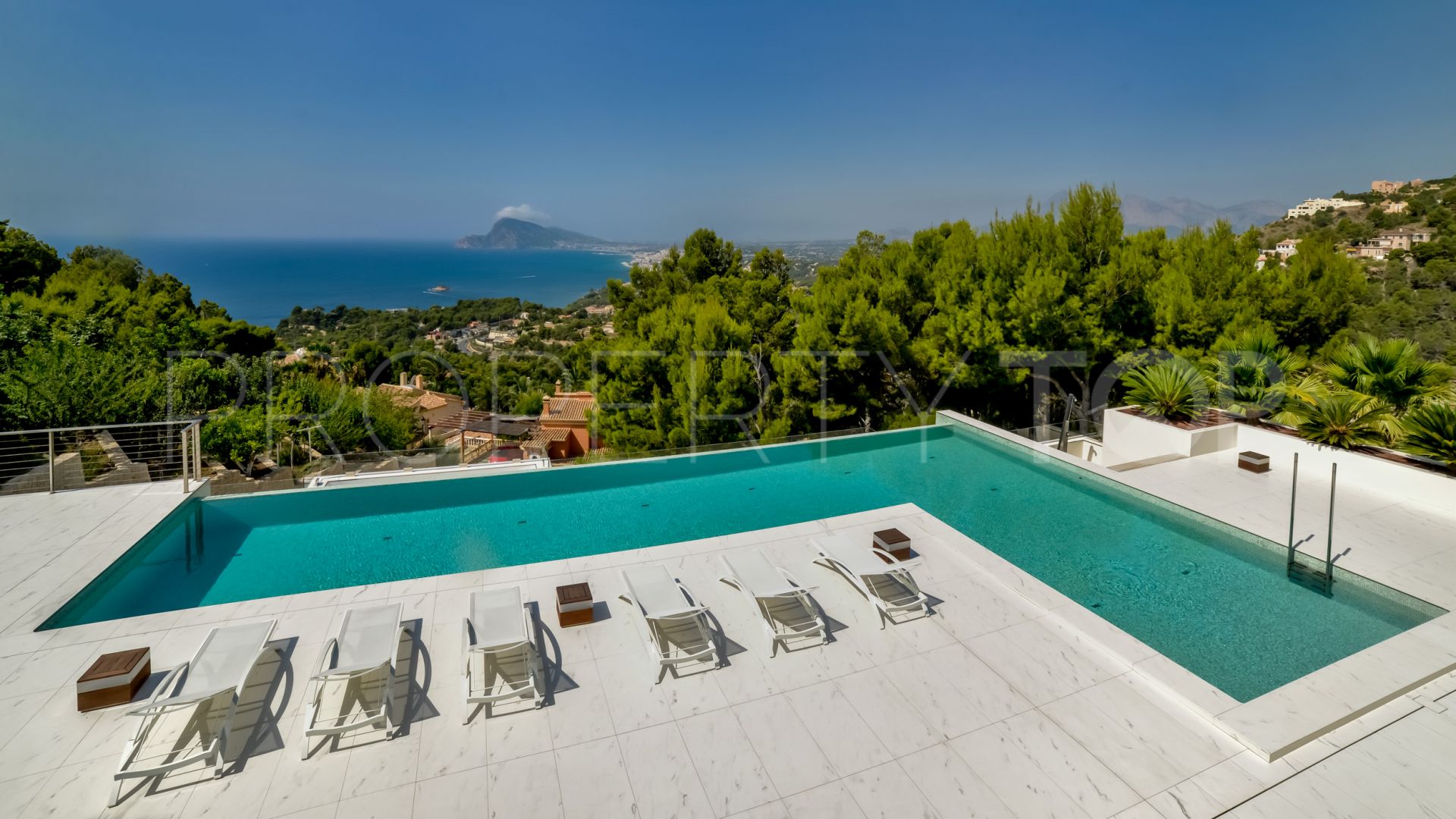 Se vende villa con 7 dormitorios en Altea Hills