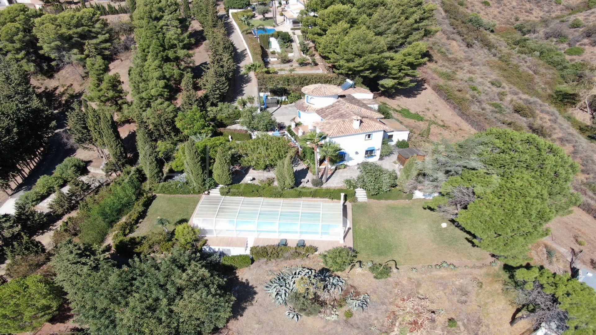 Finca for sale in Los Reales - Sierra Estepona