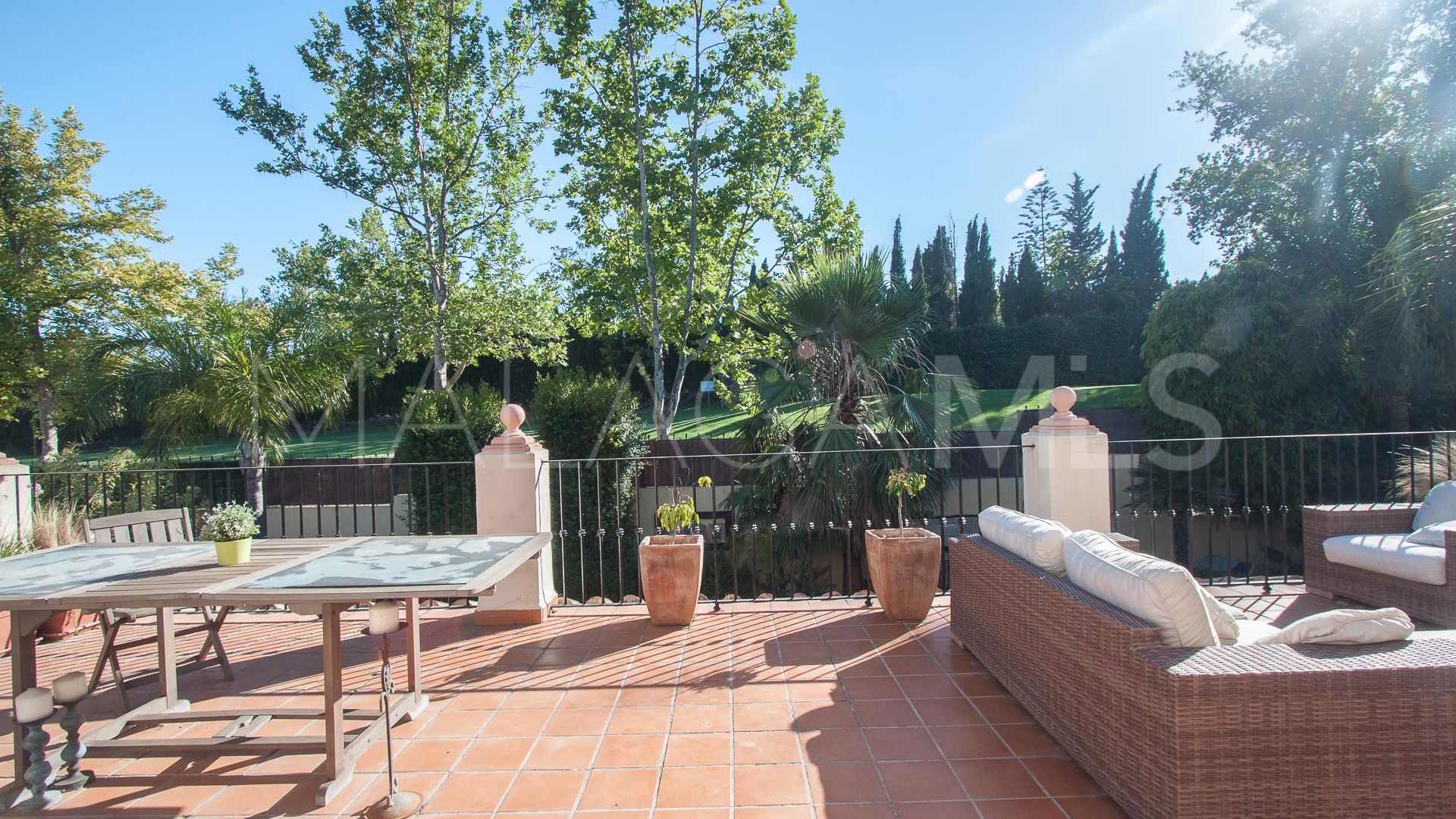 Villa for sale in Guadalmina Alta with 6 bedrooms