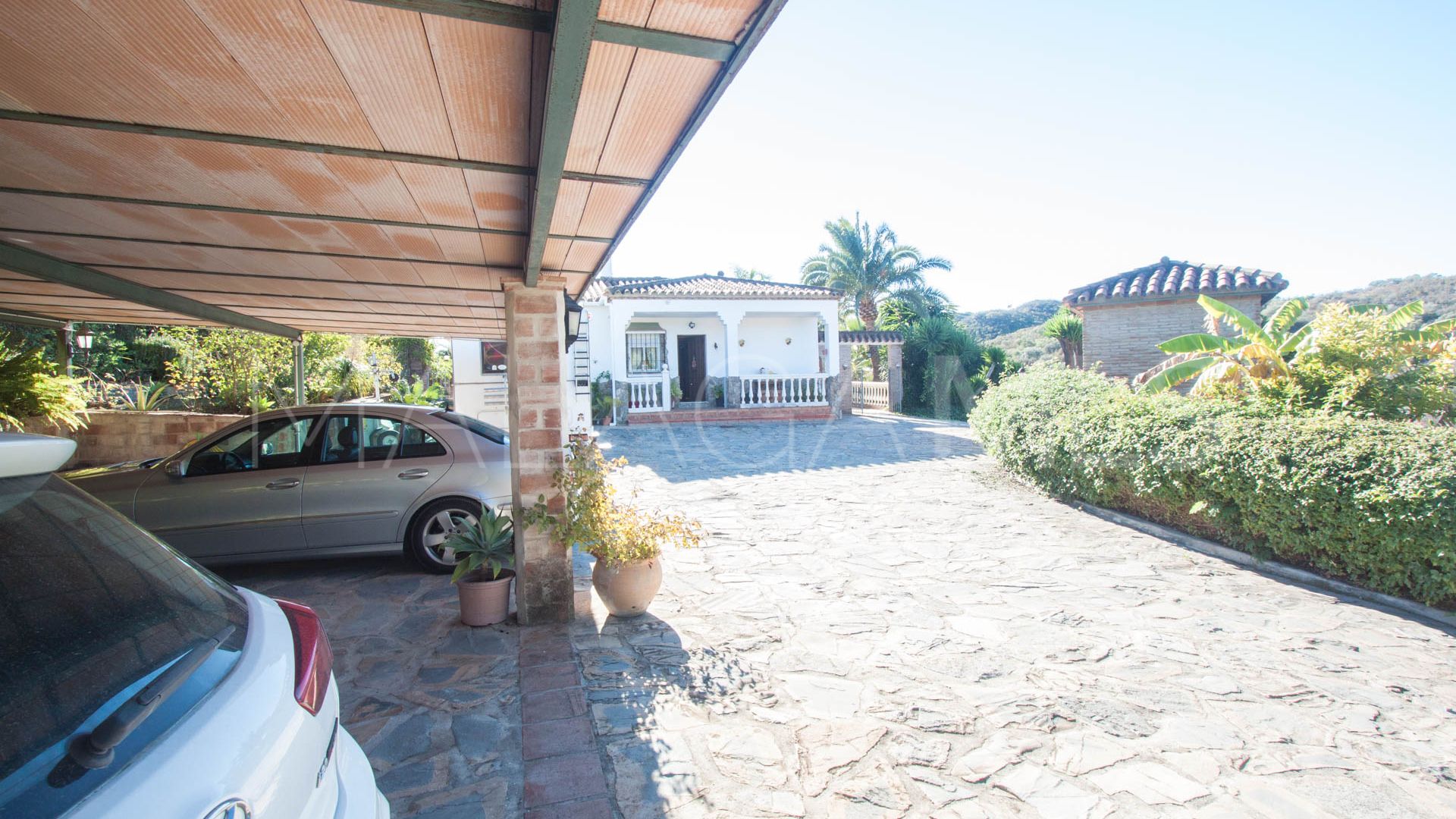 Estepona, finca for sale with 6 bedrooms