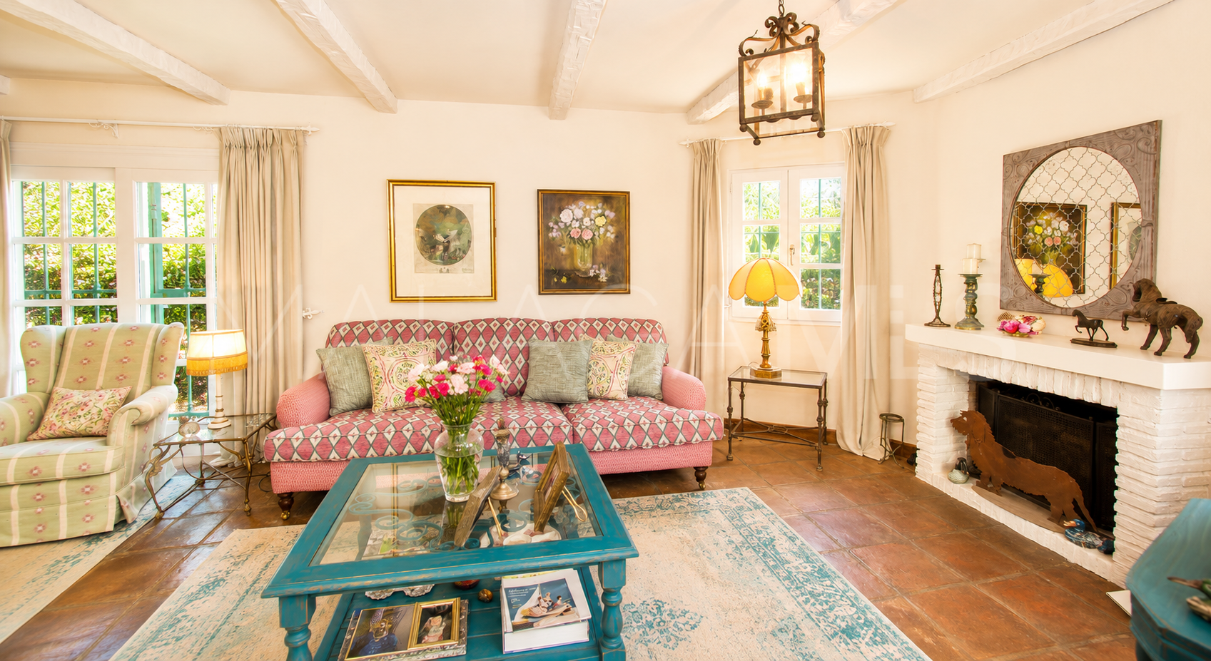 Finca for sale in Estepona