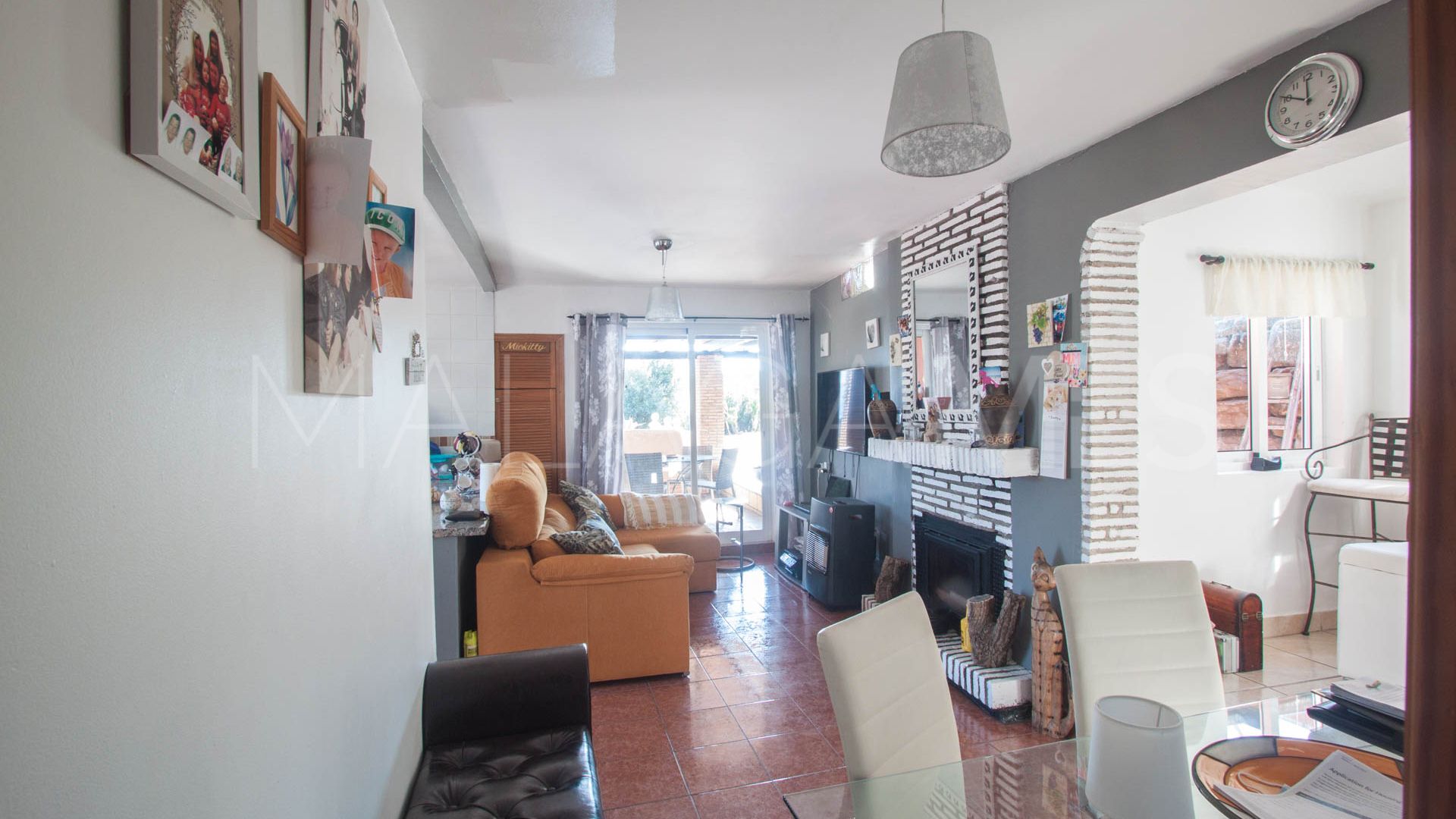 Finca for sale in Estepona