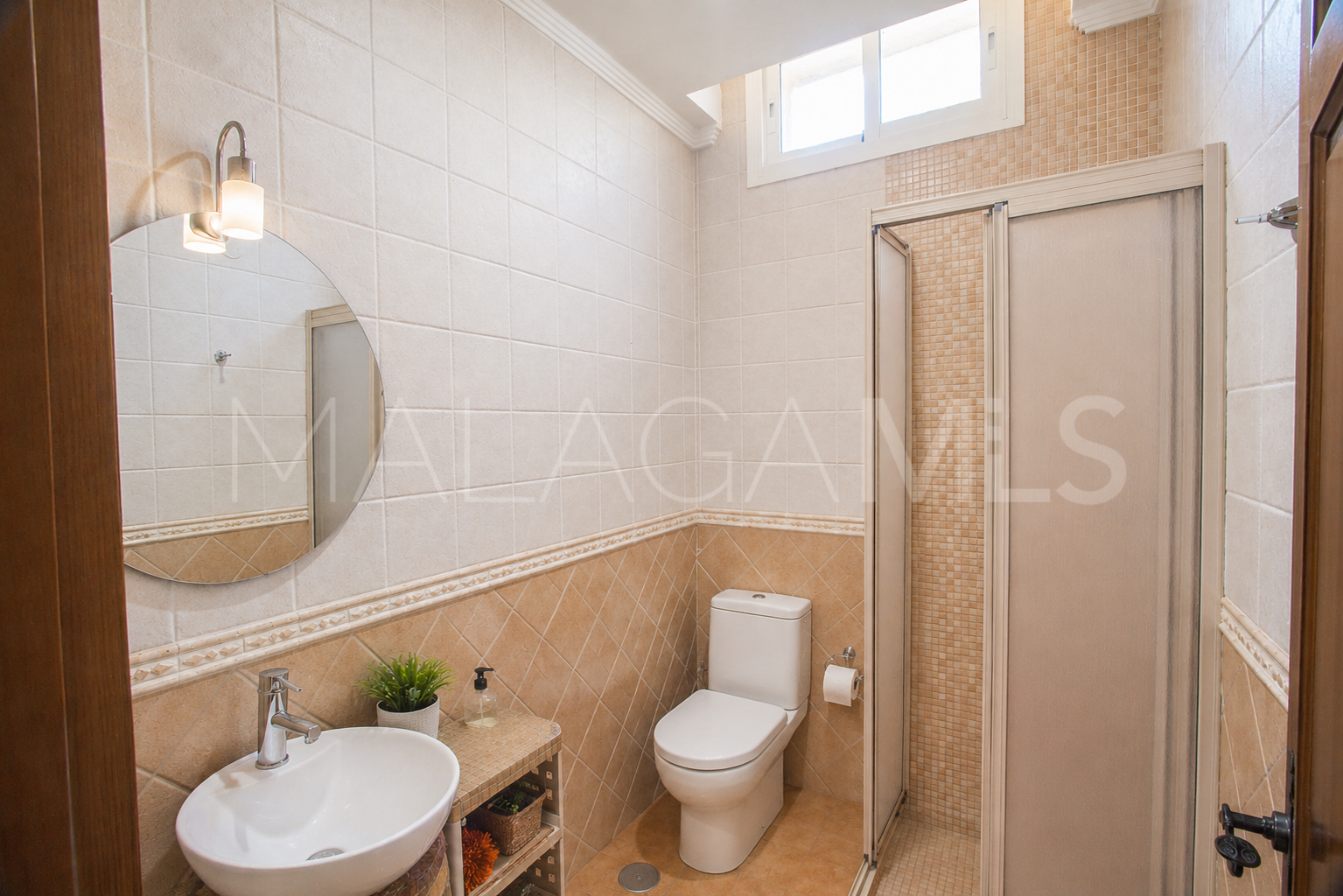 Finca with 7 bedrooms for sale in Estepona