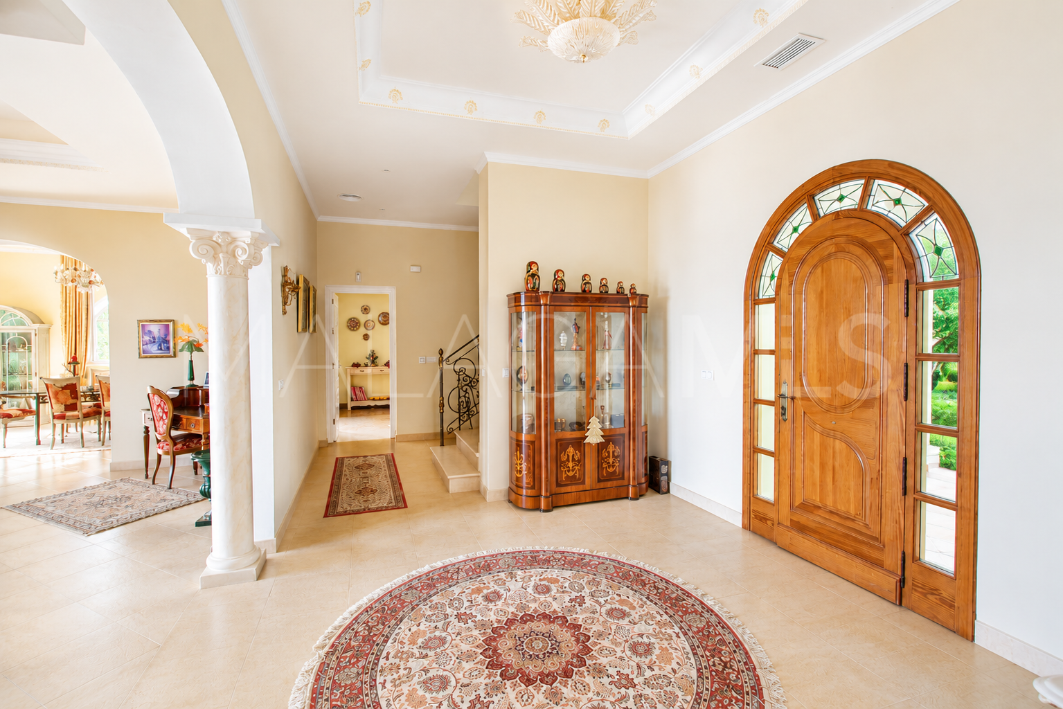 Finca with 7 bedrooms for sale in Estepona