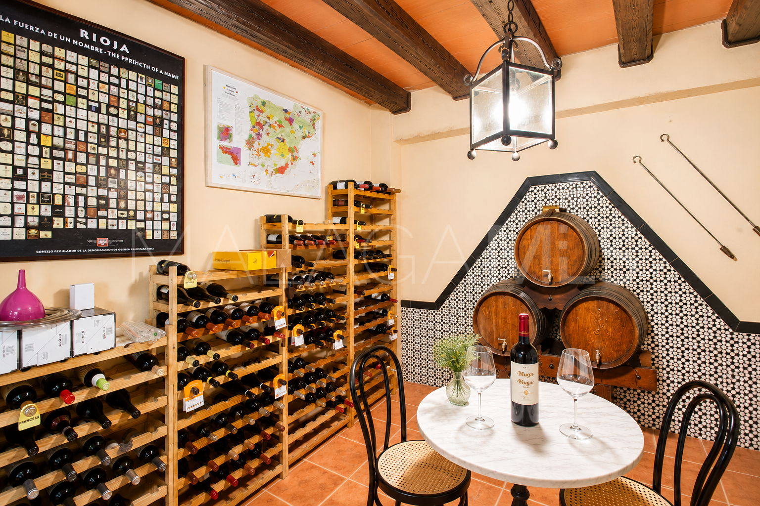 Finca for sale in Estepona