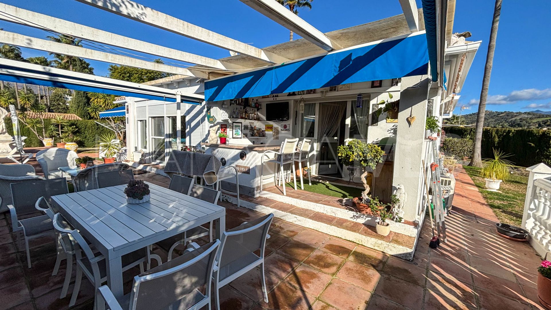 Se vende finca with 3 bedrooms in Estepona