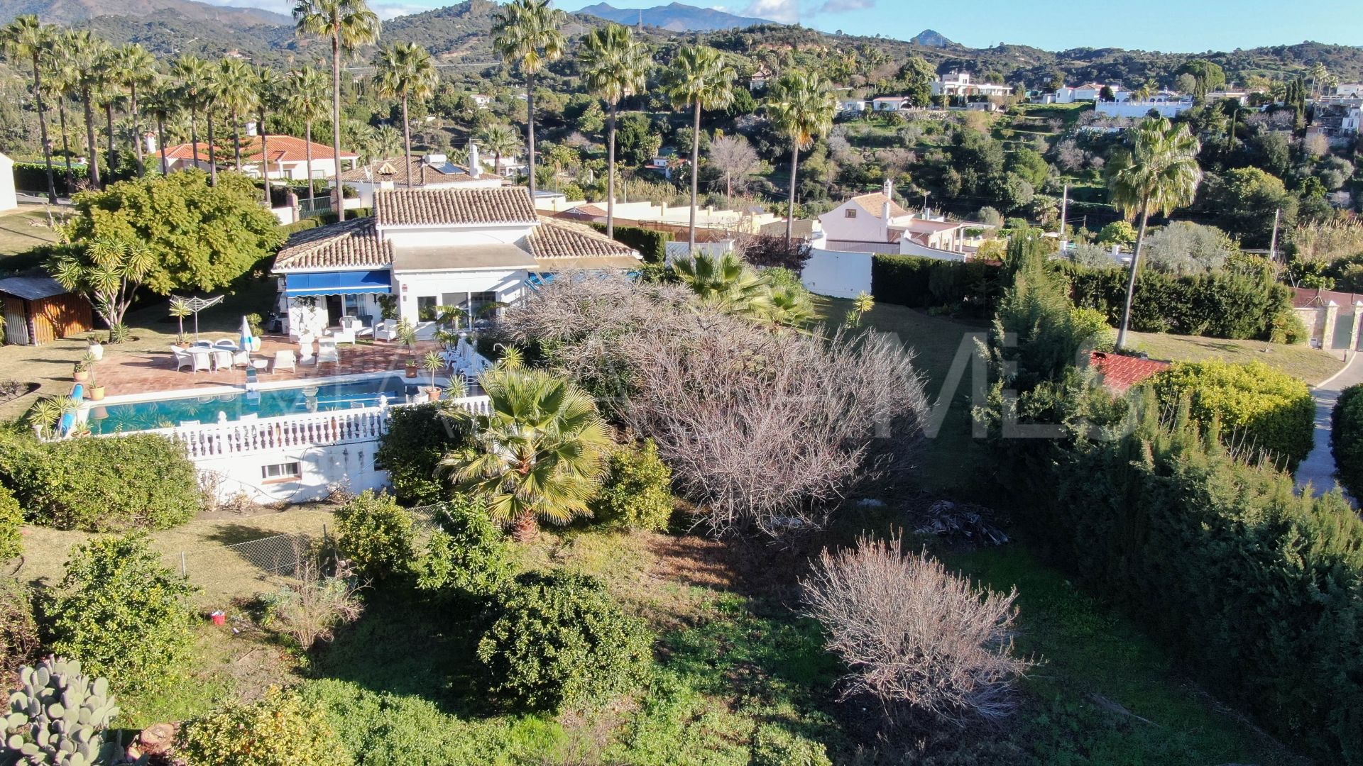 Se vende finca with 3 bedrooms in Estepona