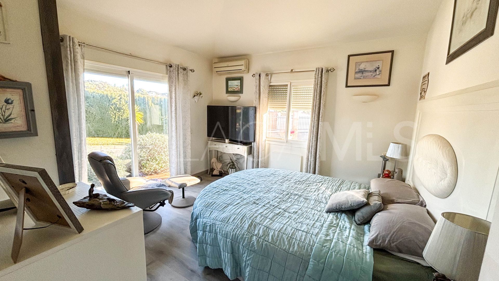 Se vende finca with 3 bedrooms in Estepona