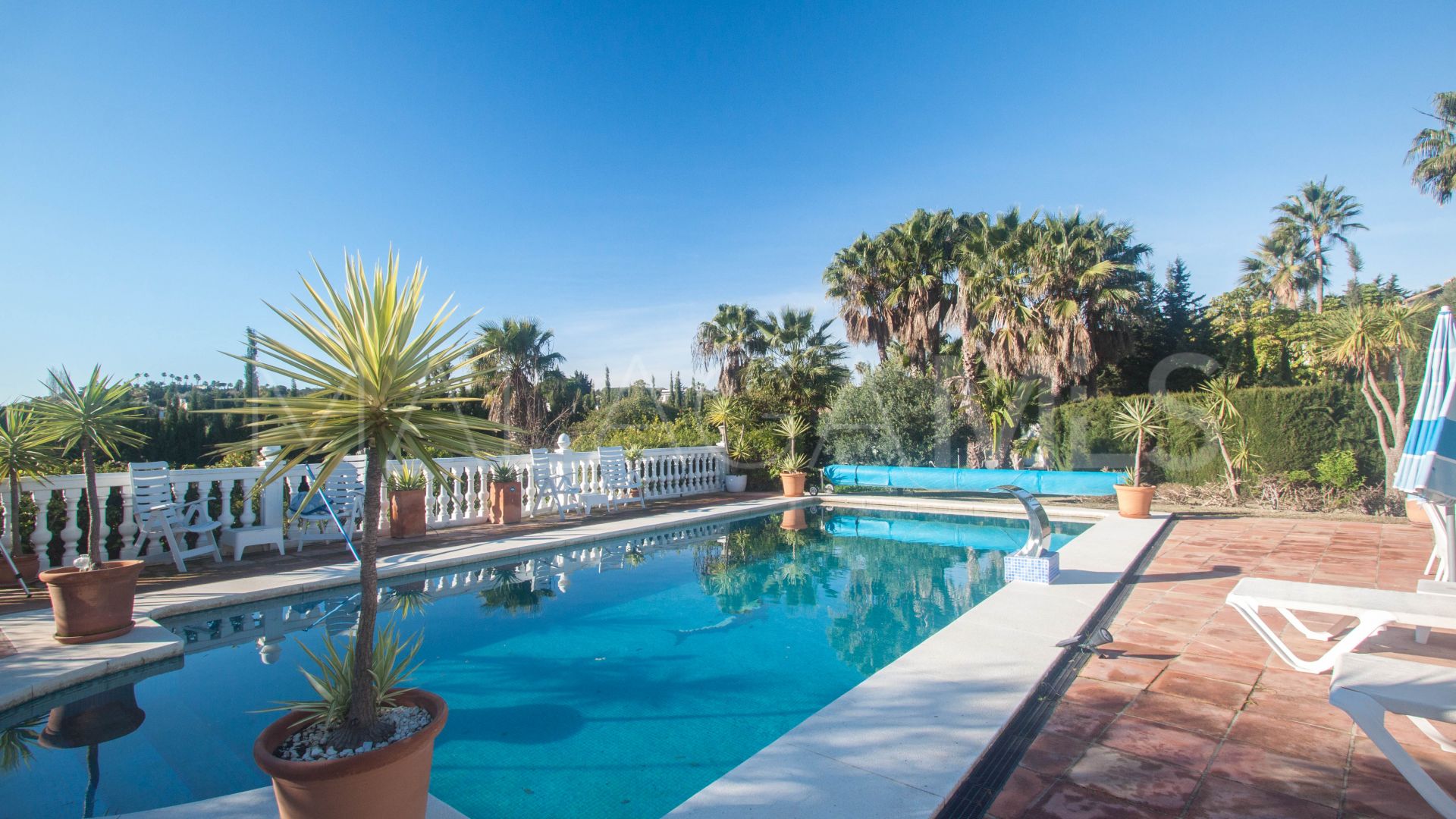 Se vende finca with 3 bedrooms in Estepona
