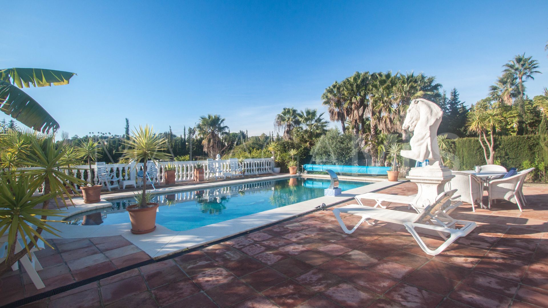 Se vende finca with 3 bedrooms in Estepona