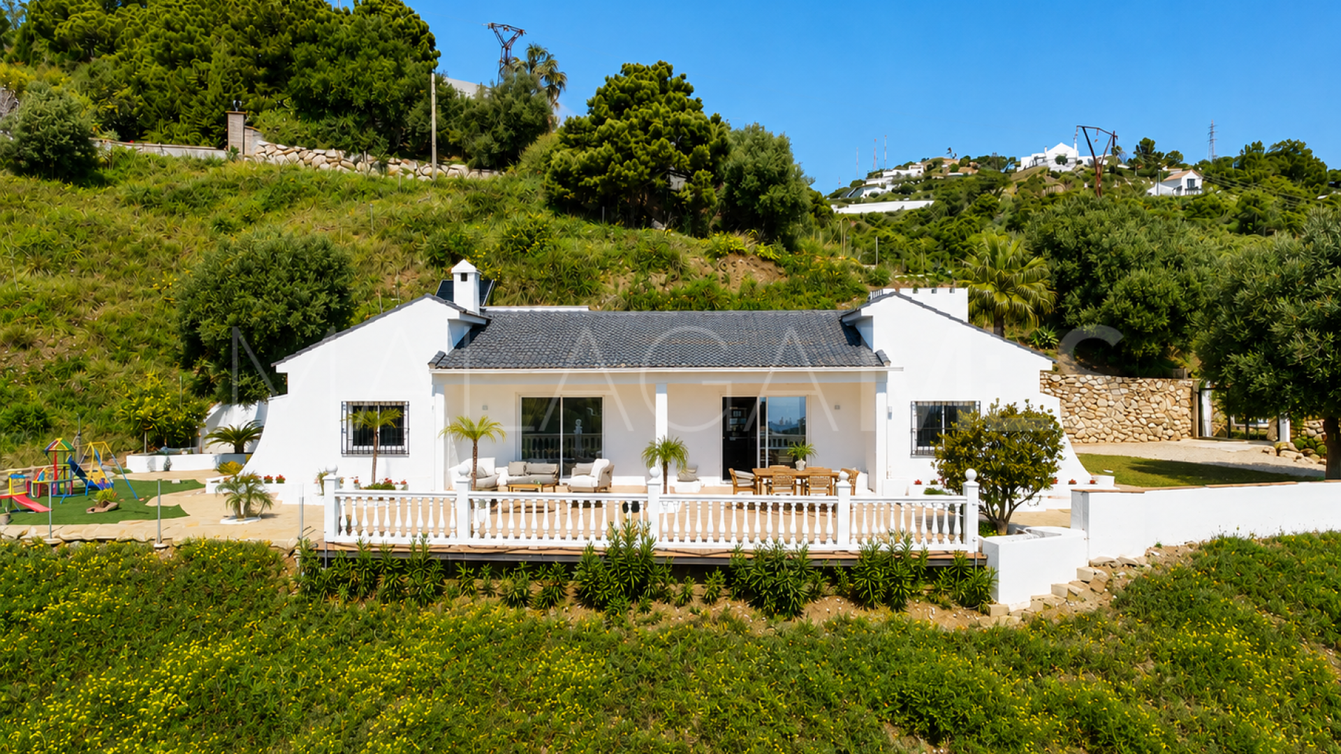 Finca for sale in Estepona