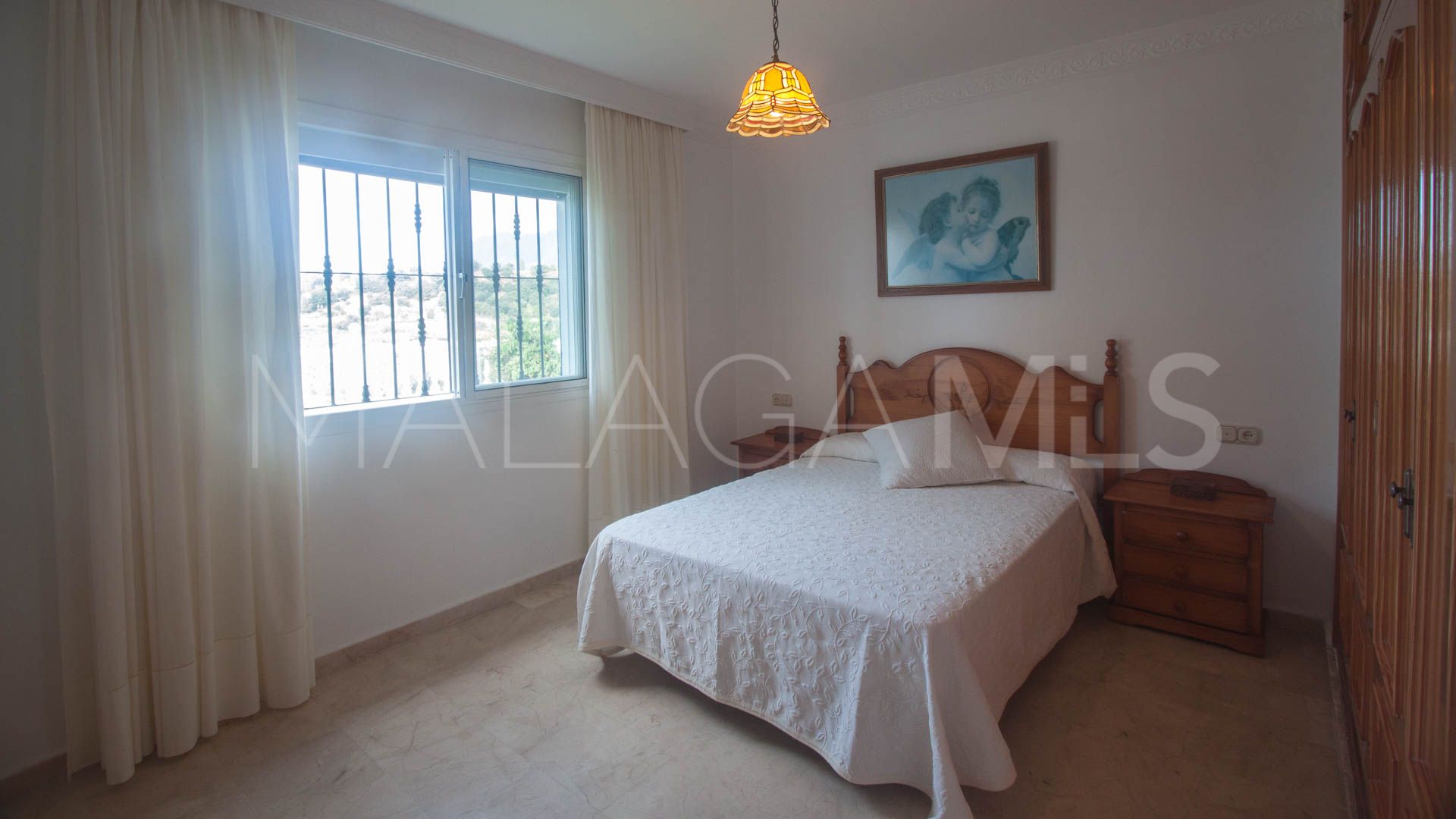 Finca for sale in Estepona