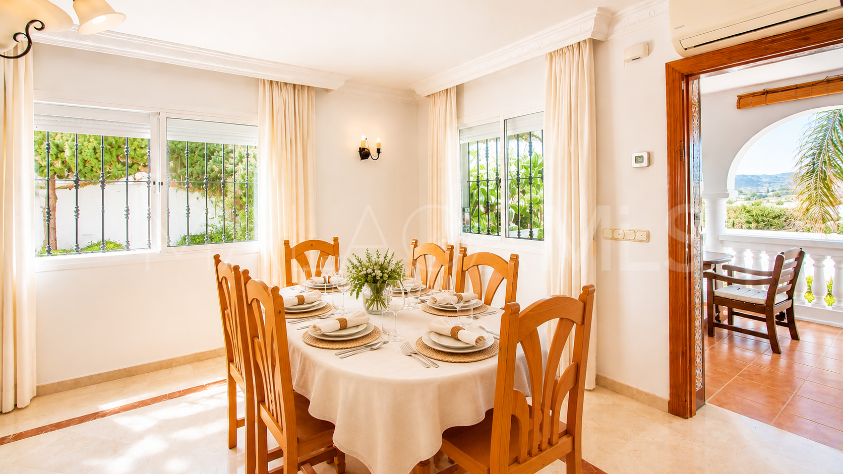 Finca with 3 bedrooms for sale in Estepona