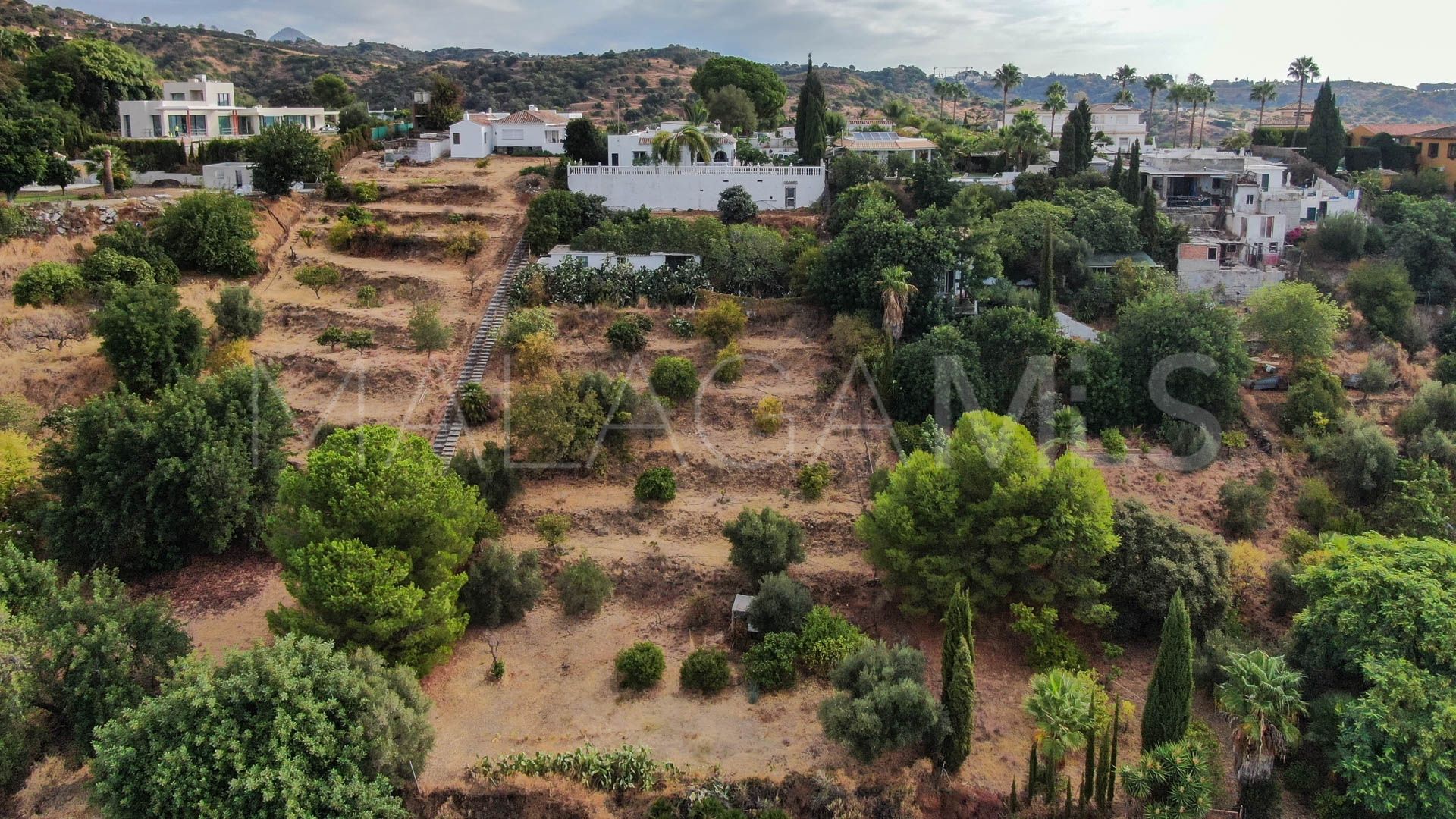 Finca for sale in Estepona
