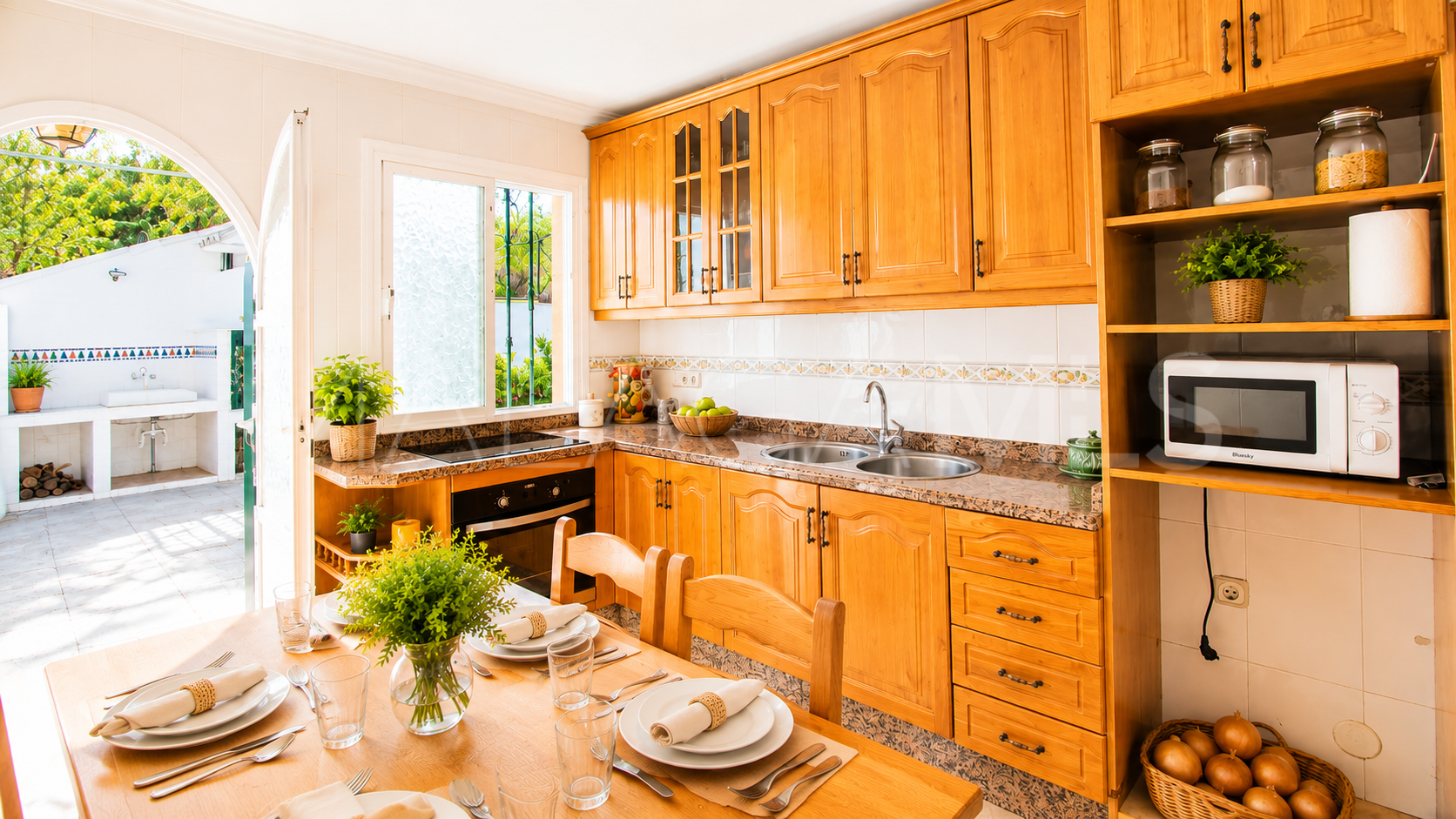 Finca with 3 bedrooms for sale in Estepona