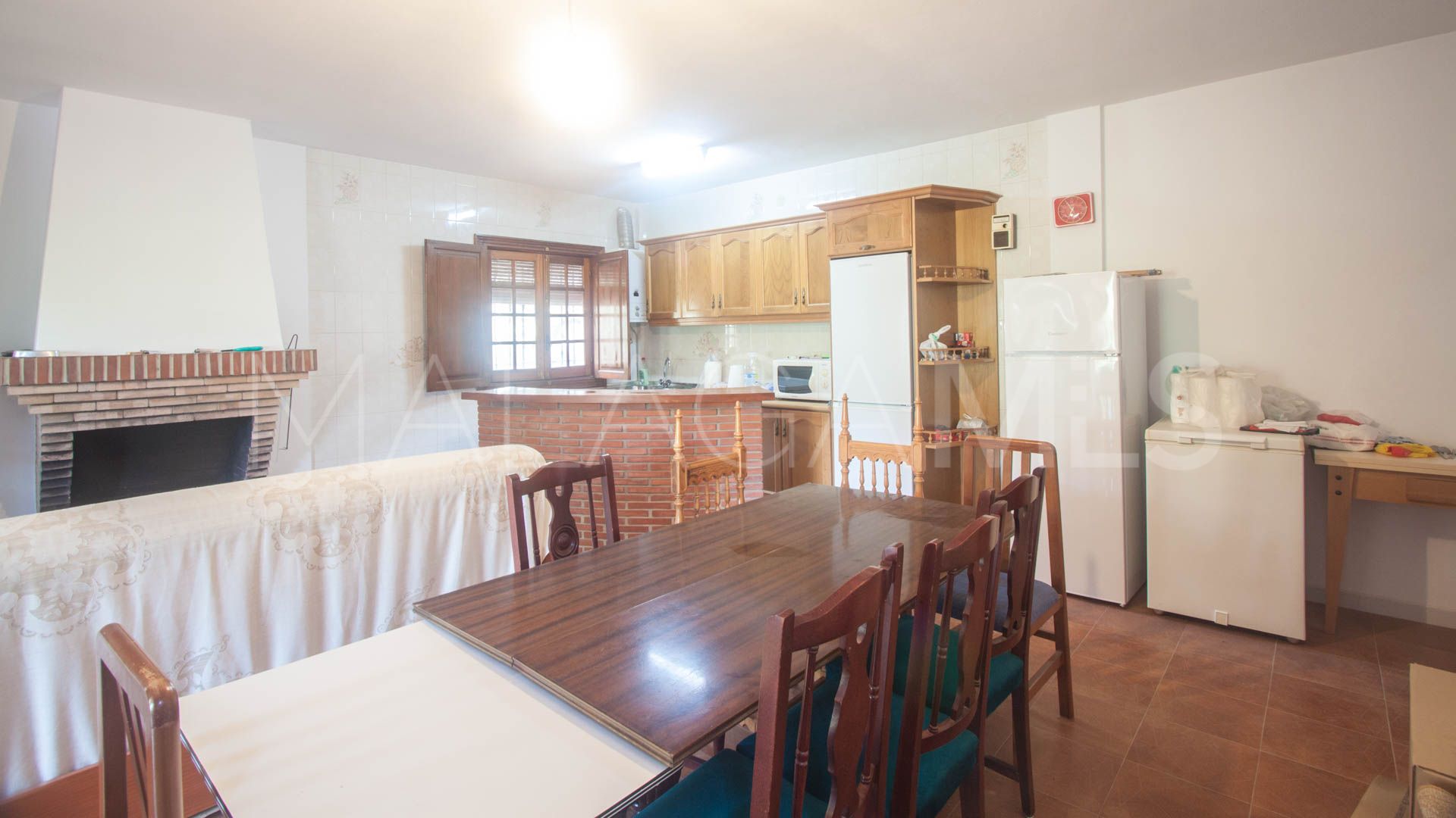 Finca for sale in Estepona