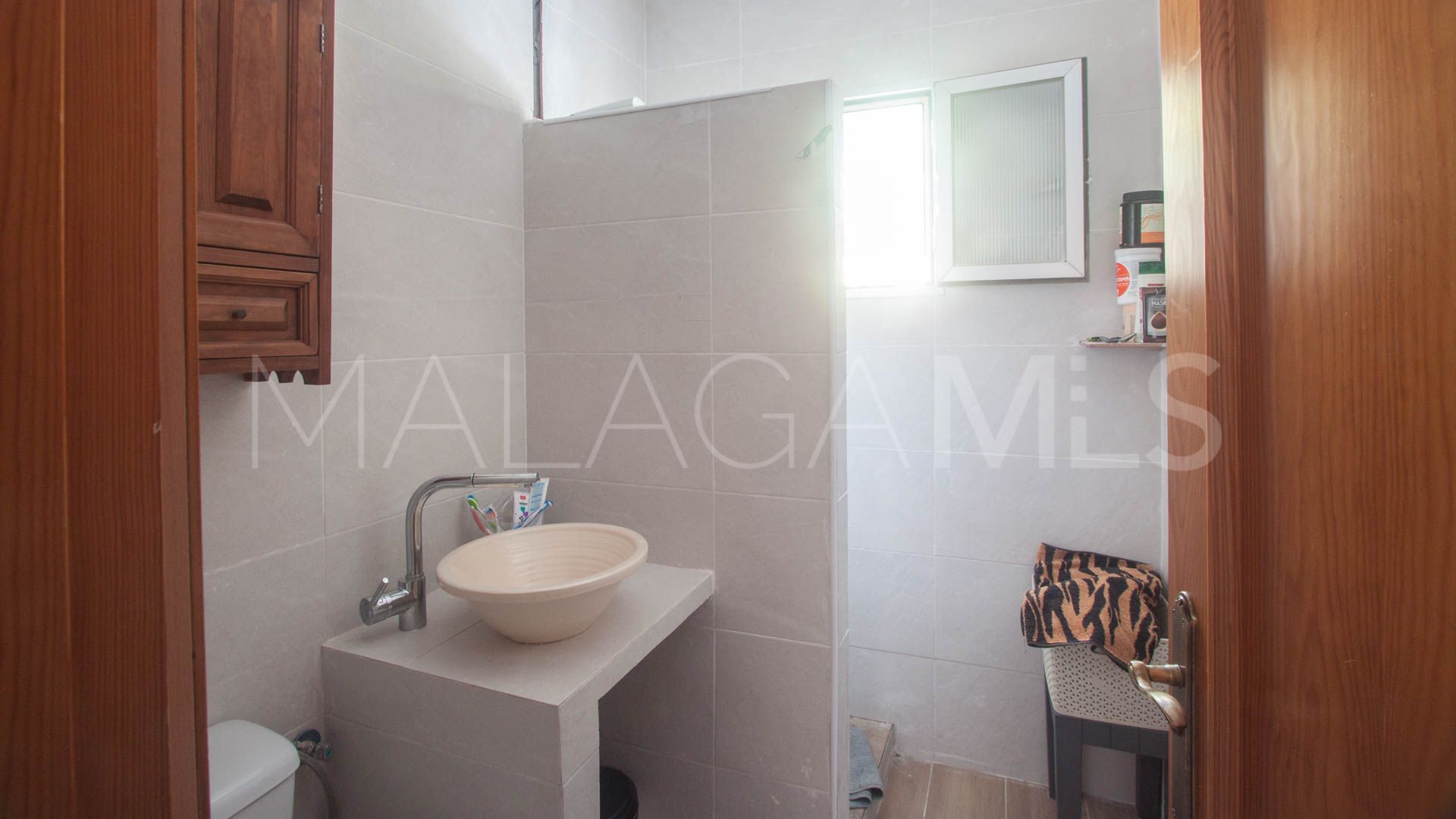 Finca for sale in Estepona