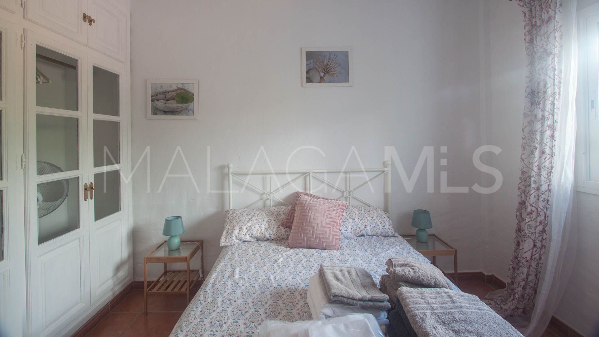 Finca for sale in Estepona