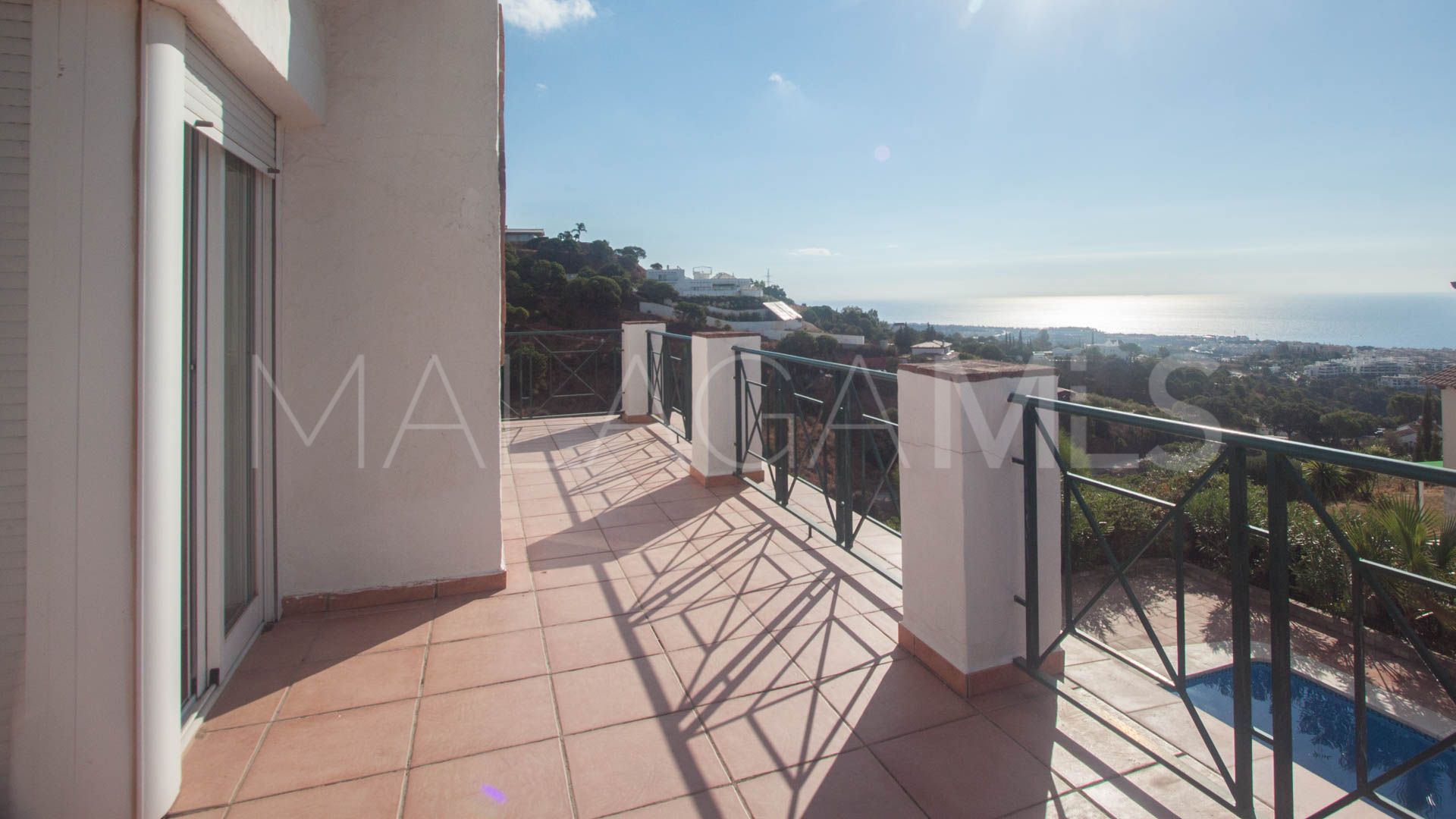 Finca for sale in Estepona