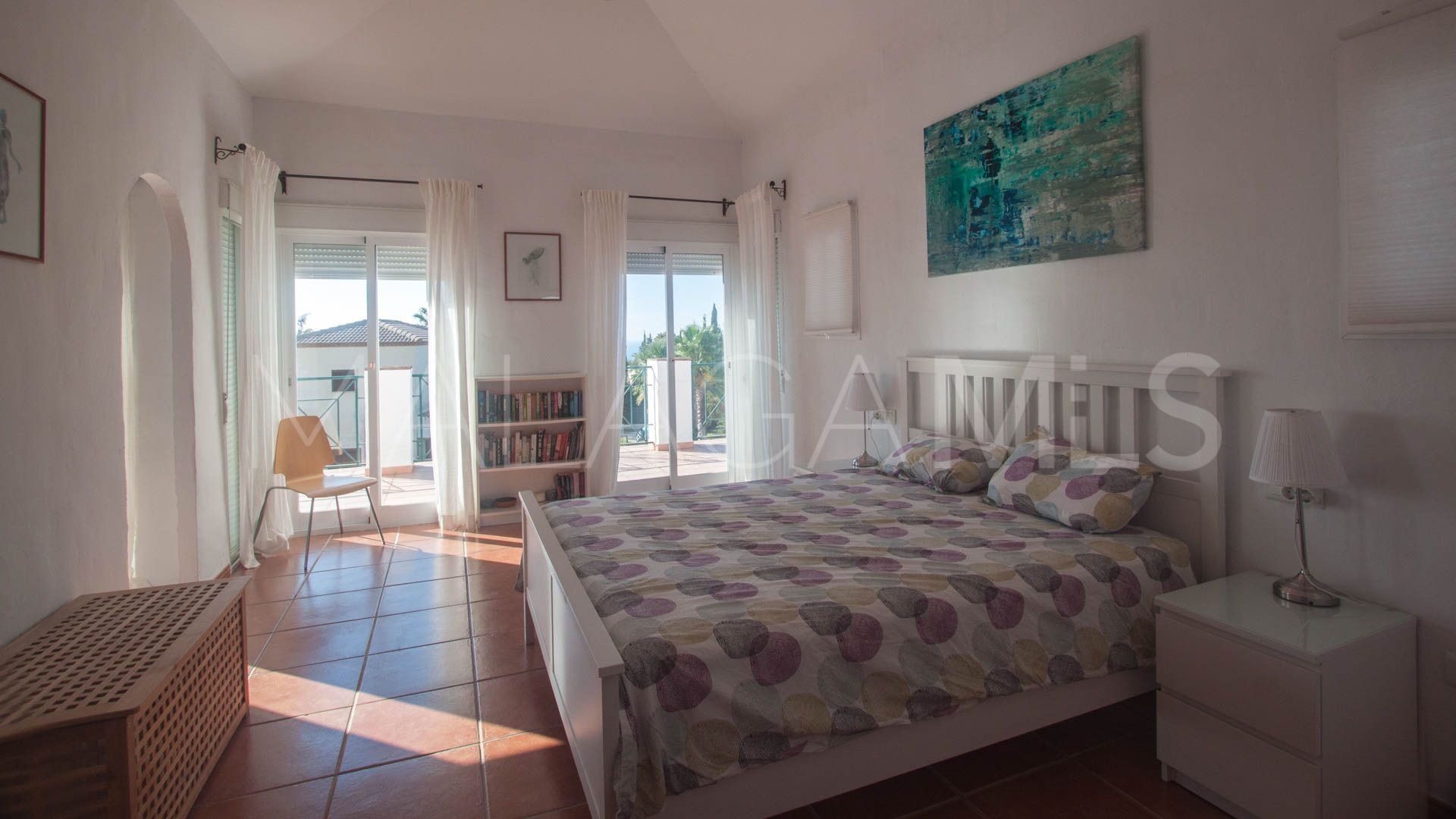 Finca for sale in Estepona