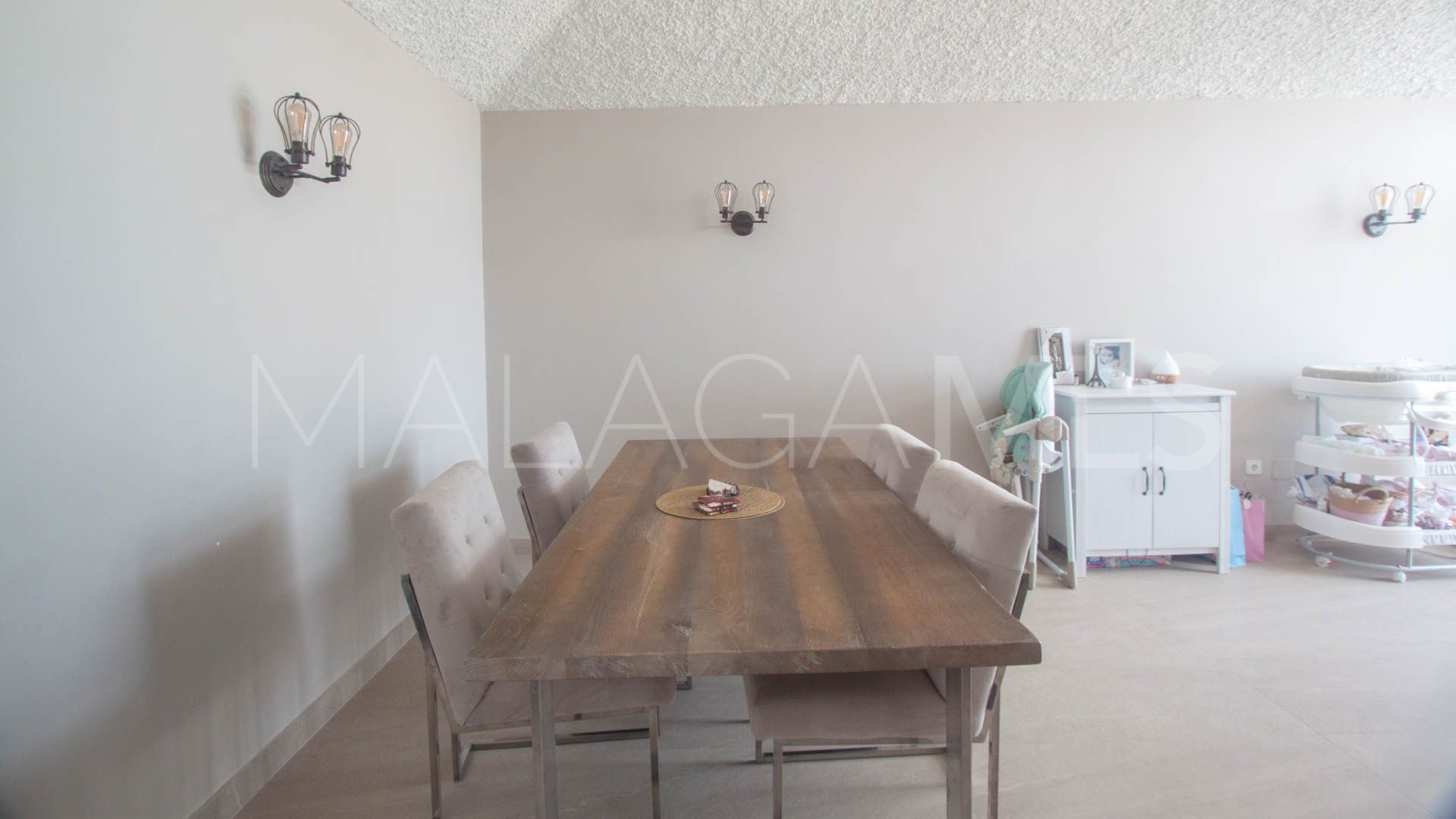 Maison de ville for sale in Estepona