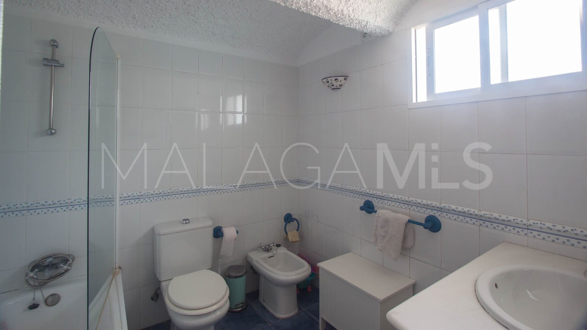 Maison de ville for sale in Estepona
