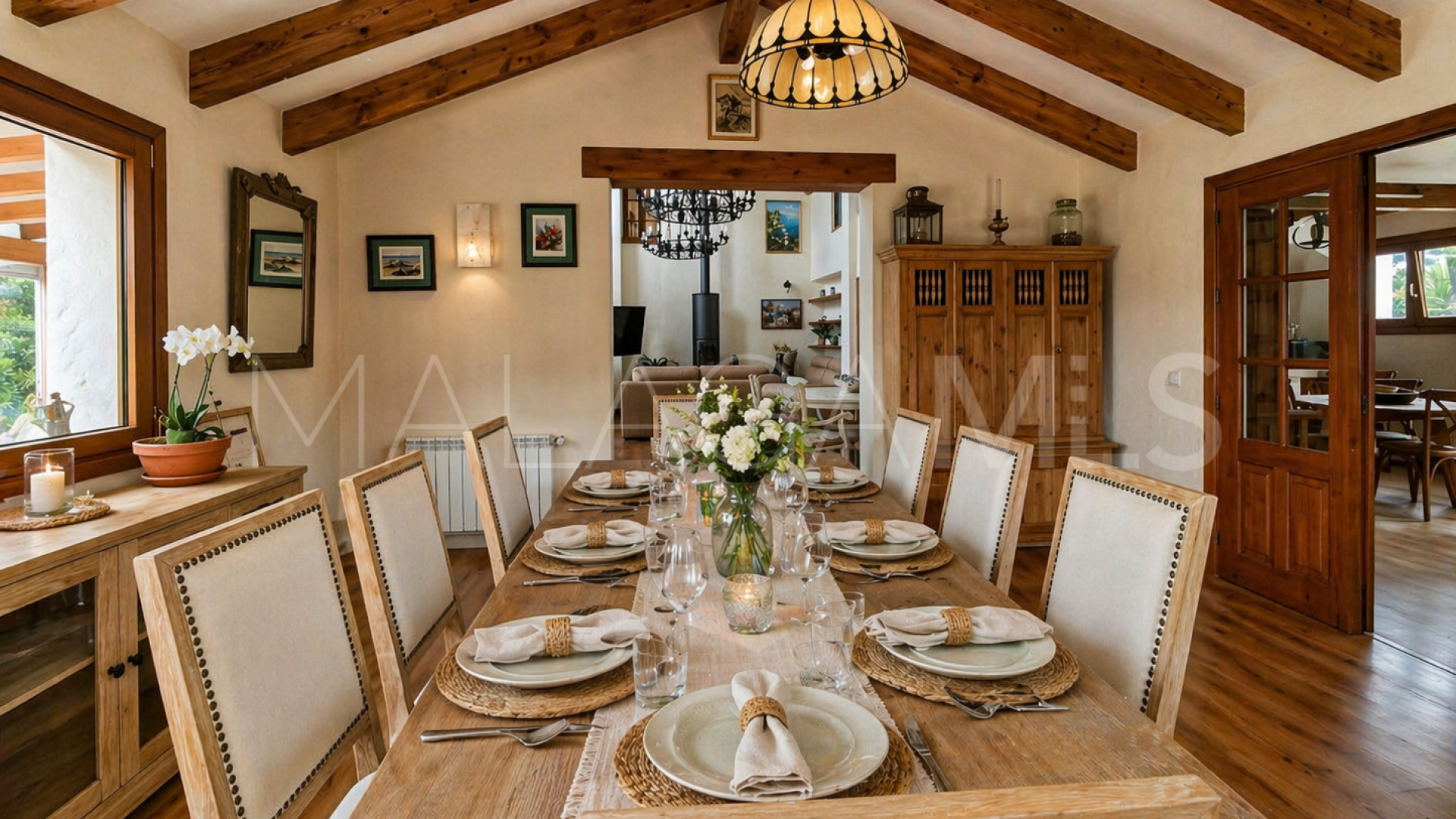 Finca for sale in Casares