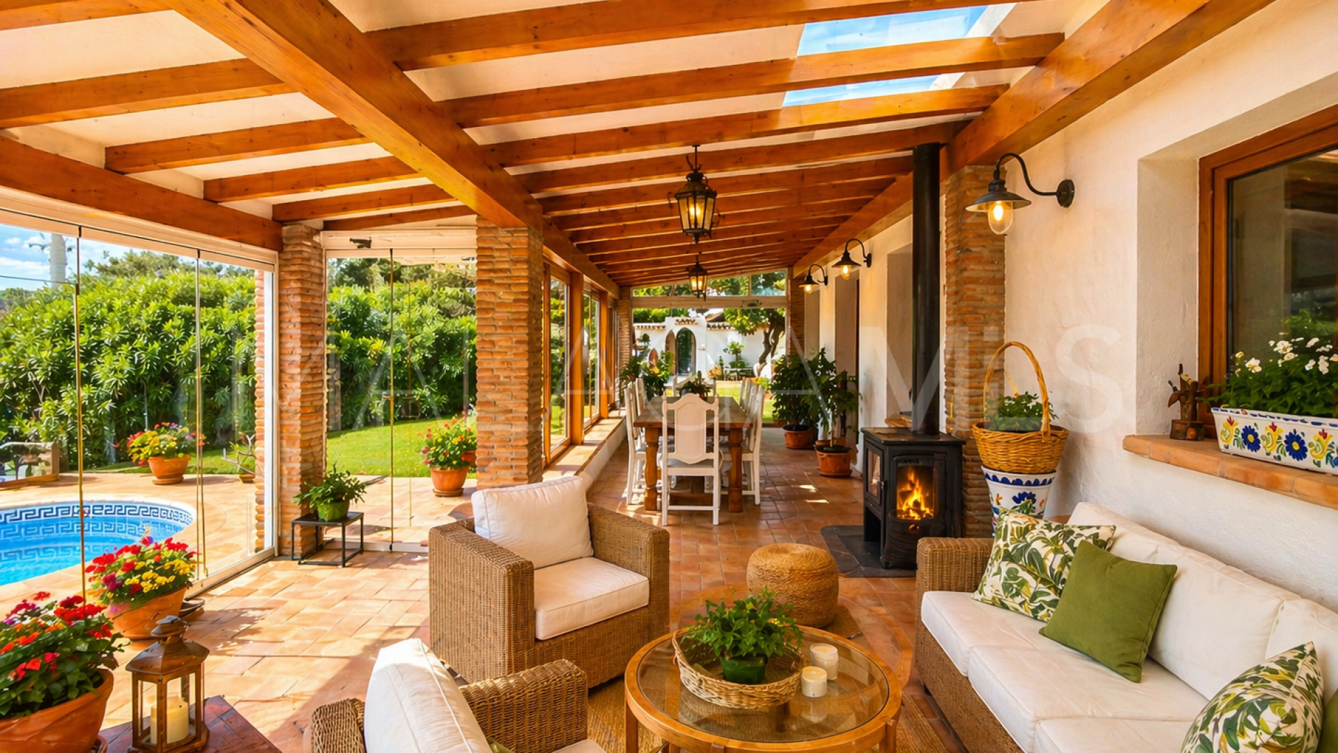 Finca for sale in Casares