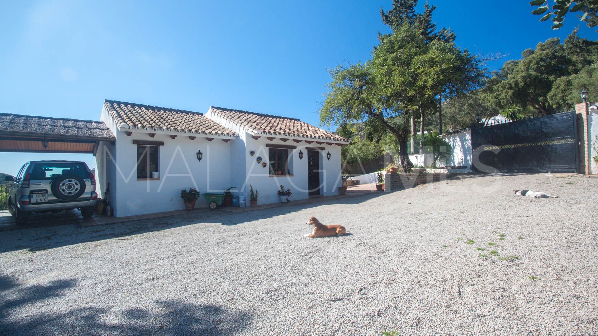 Finca for sale in Casares