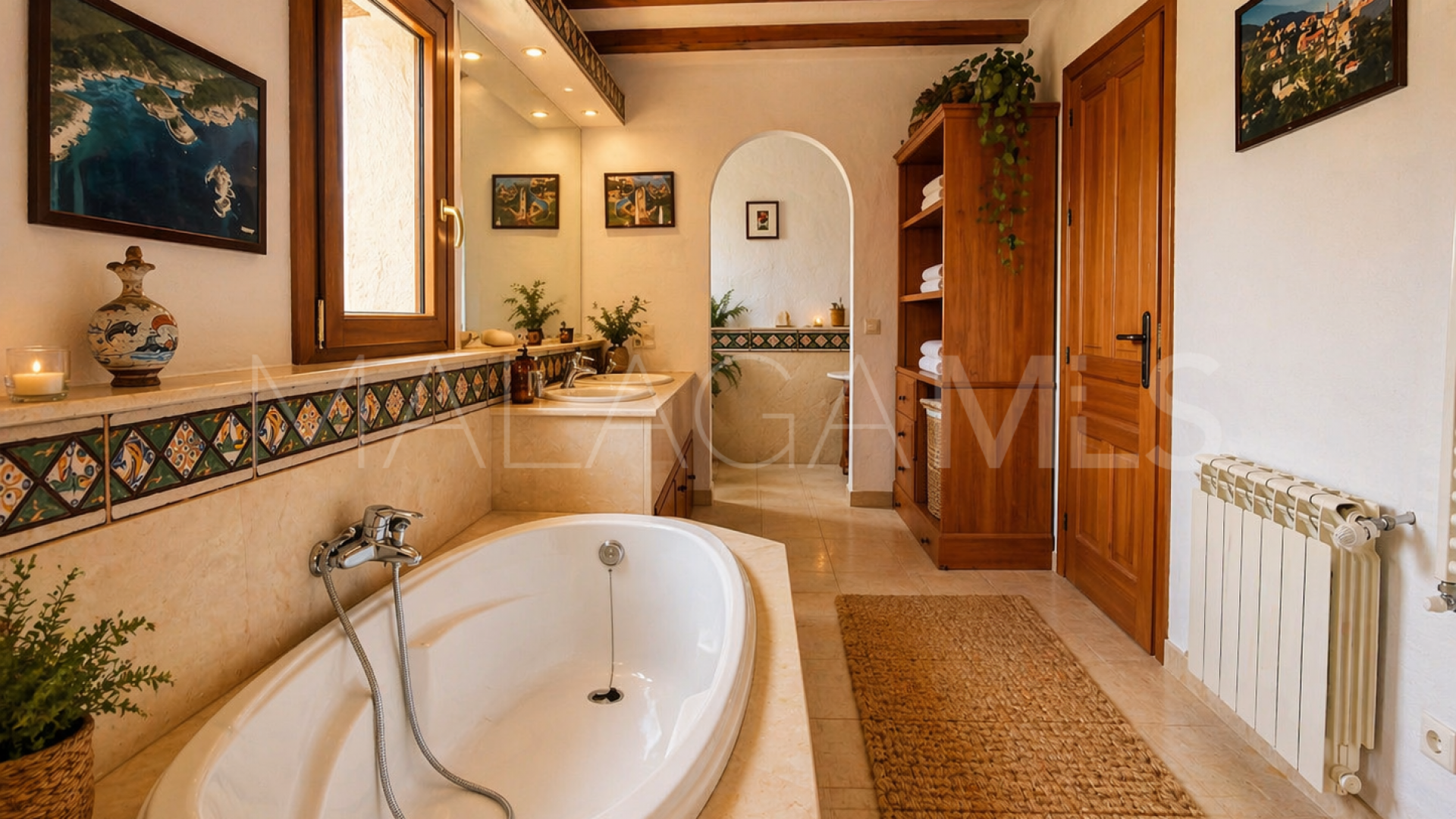 Finca for sale in Casares