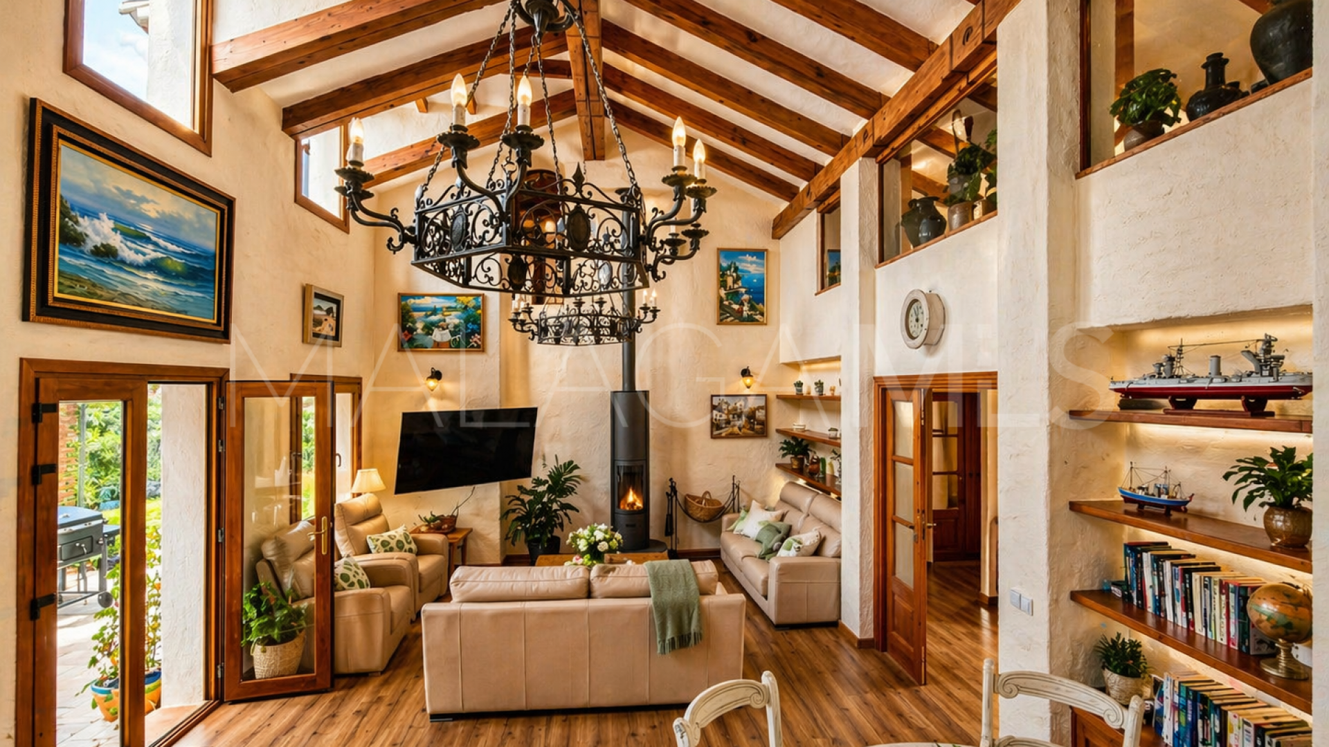 Finca for sale in Casares