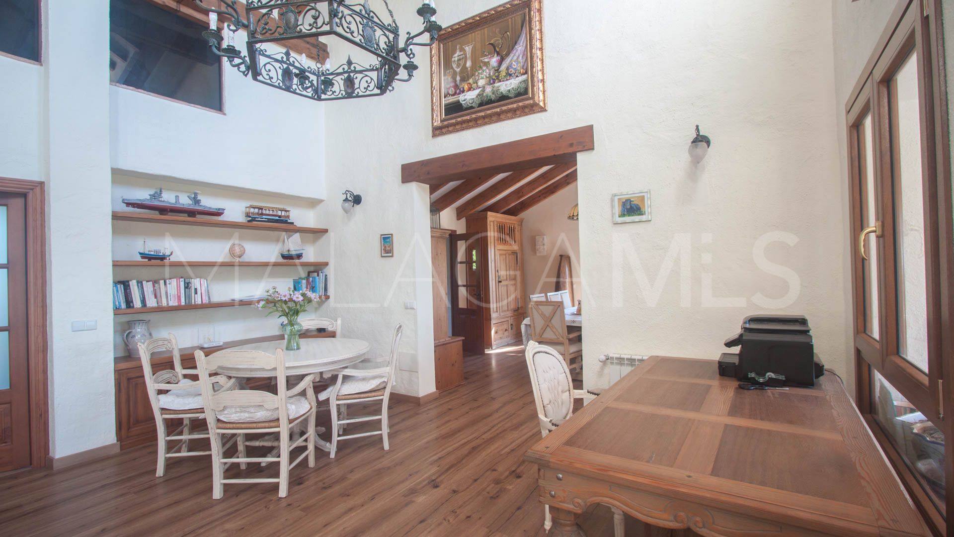 Finca for sale in Casares