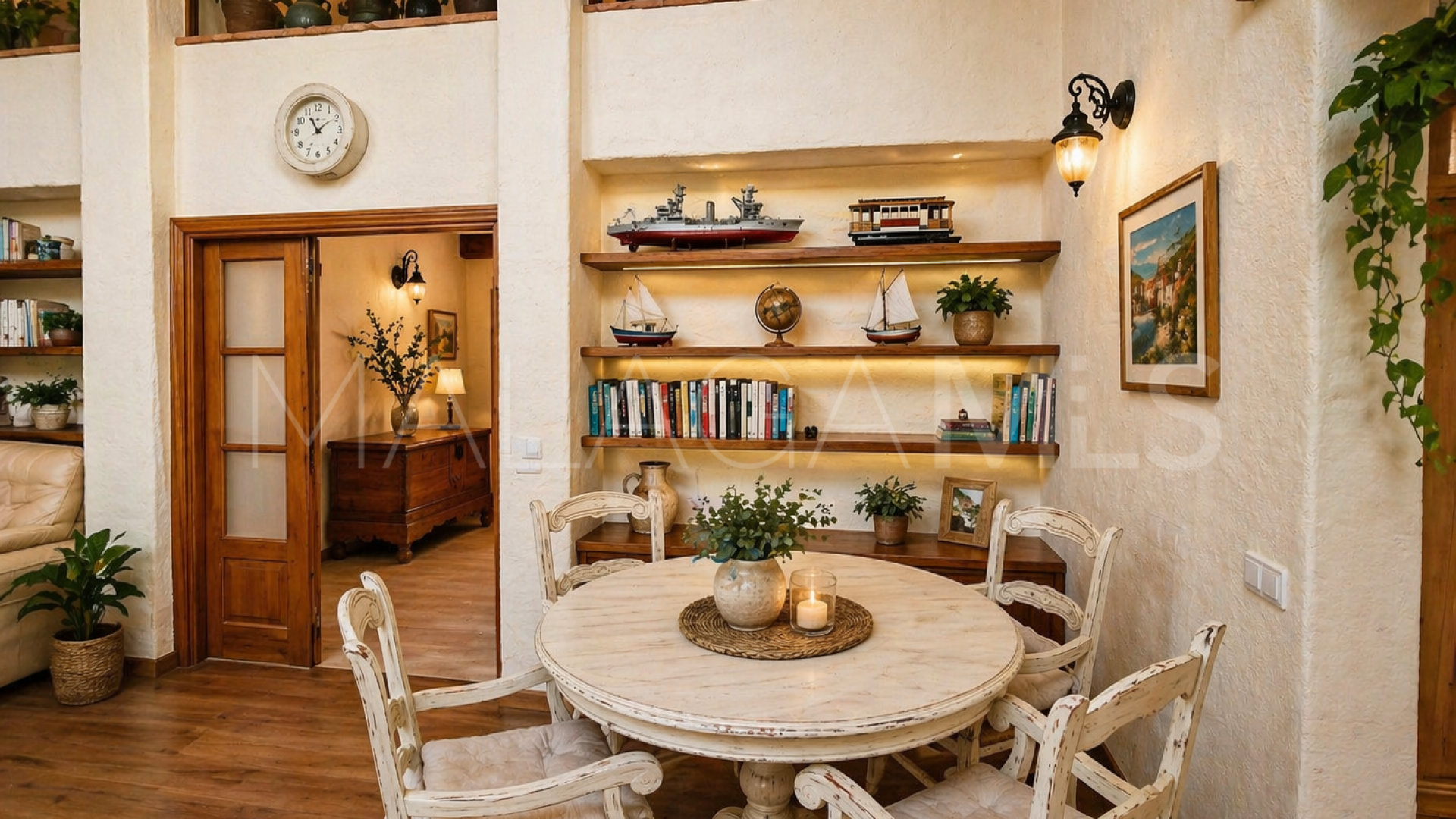 Finca for sale in Casares