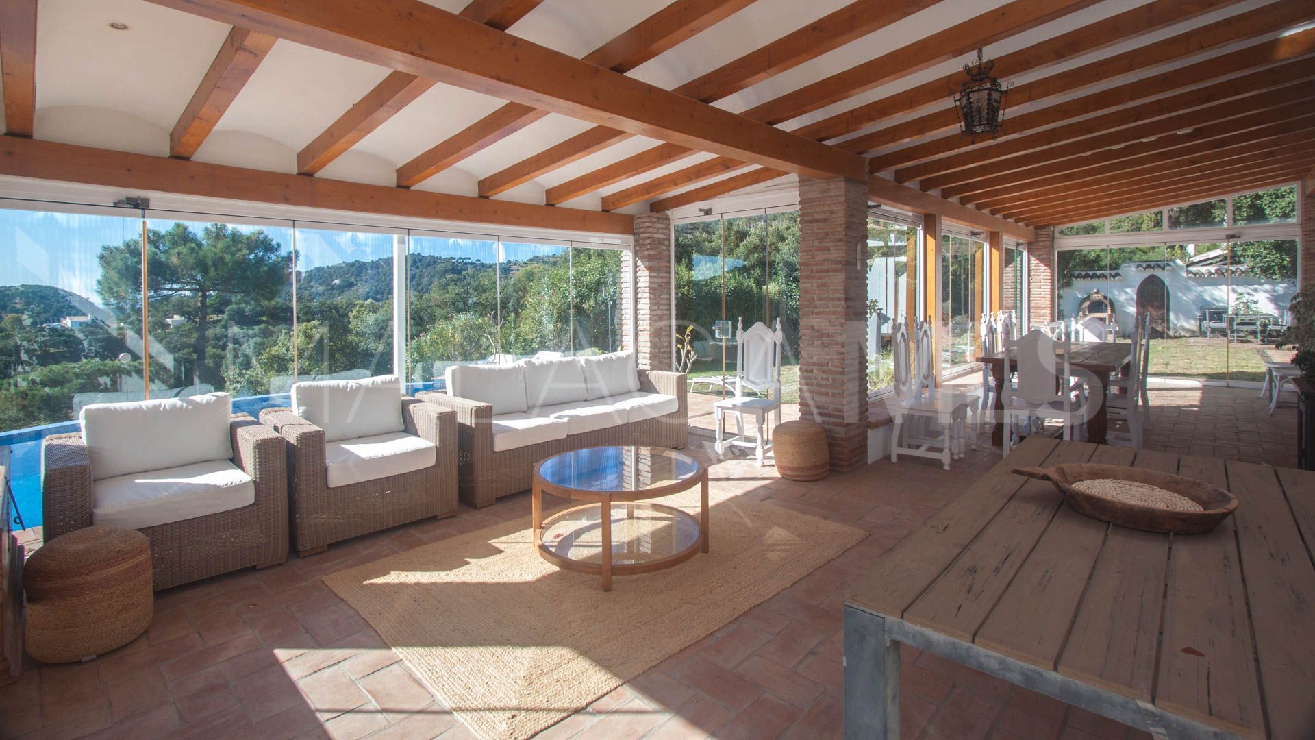 Finca for sale in Casares