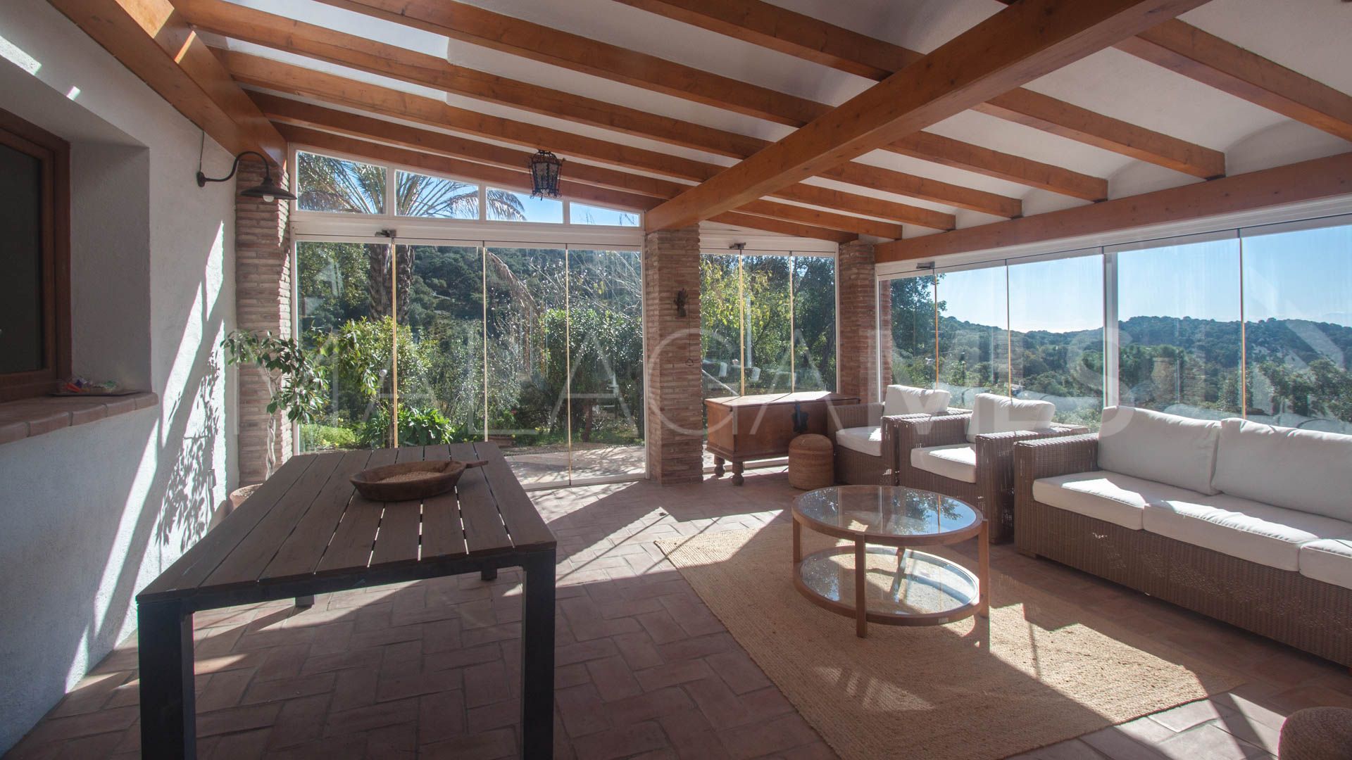 Finca for sale in Casares