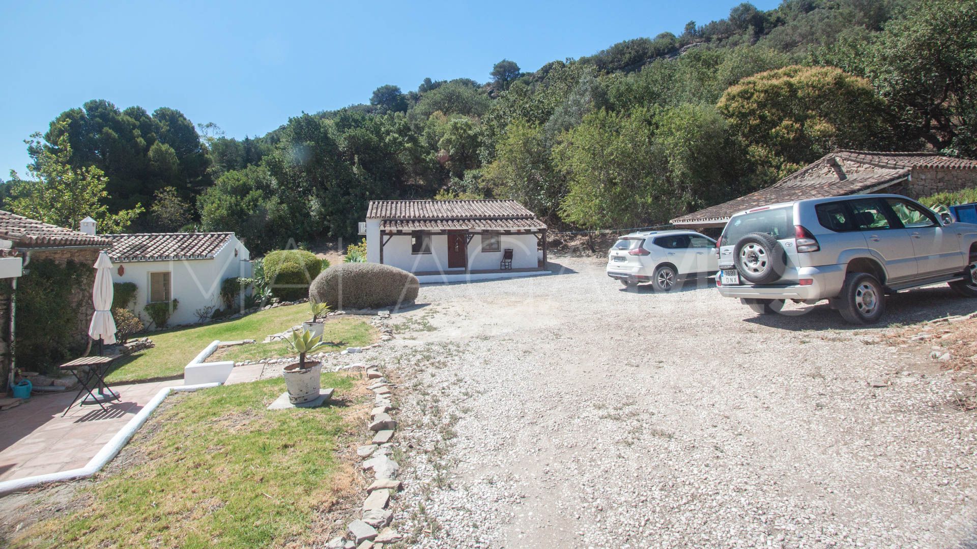 Finca for sale in Casares