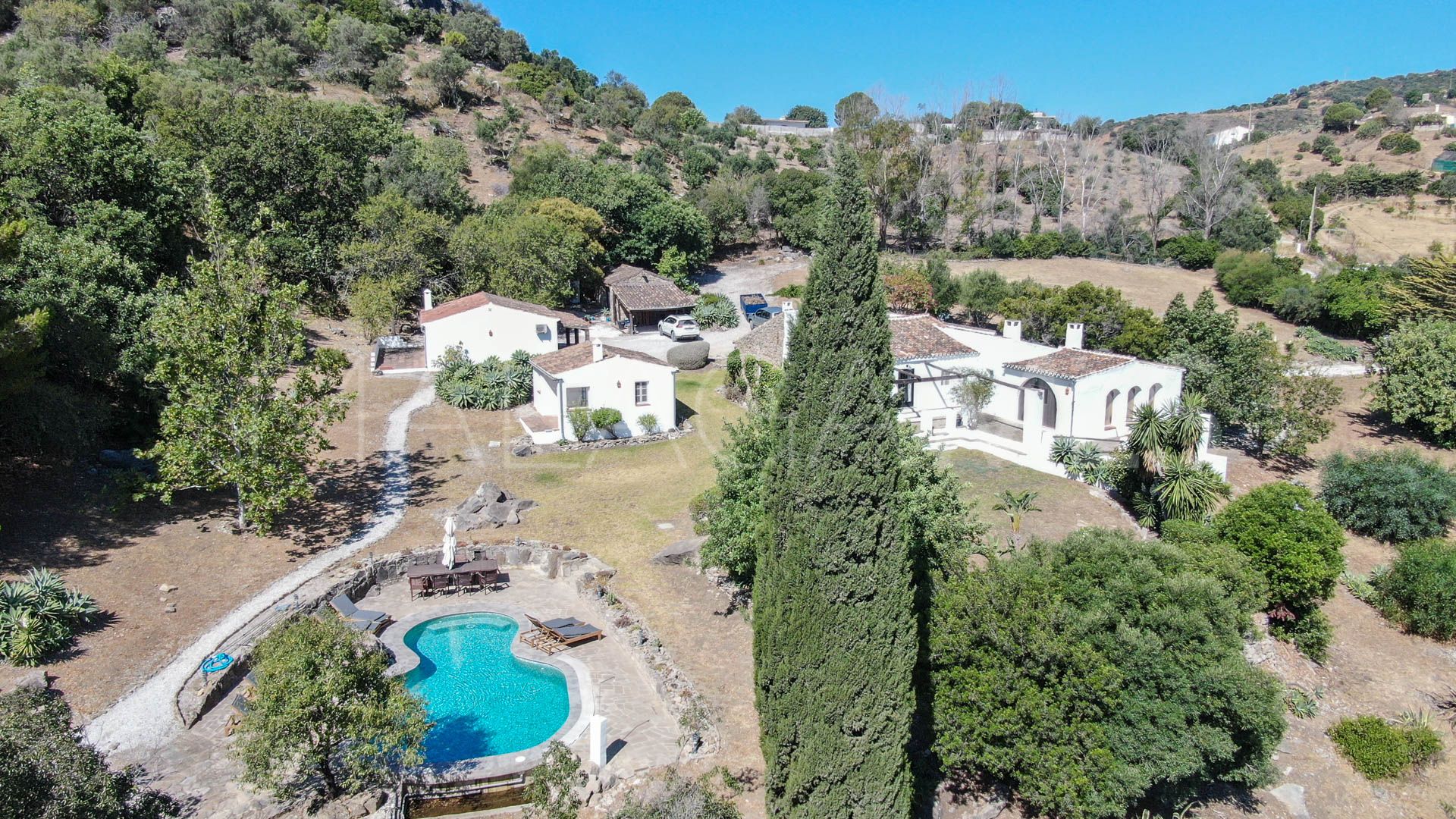 Finca for sale in Casares