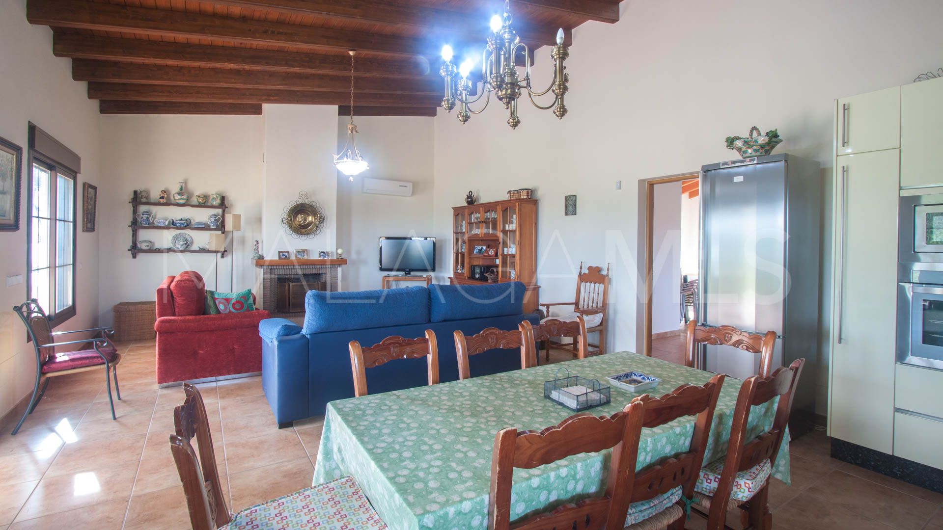 Finca for sale in Estepona