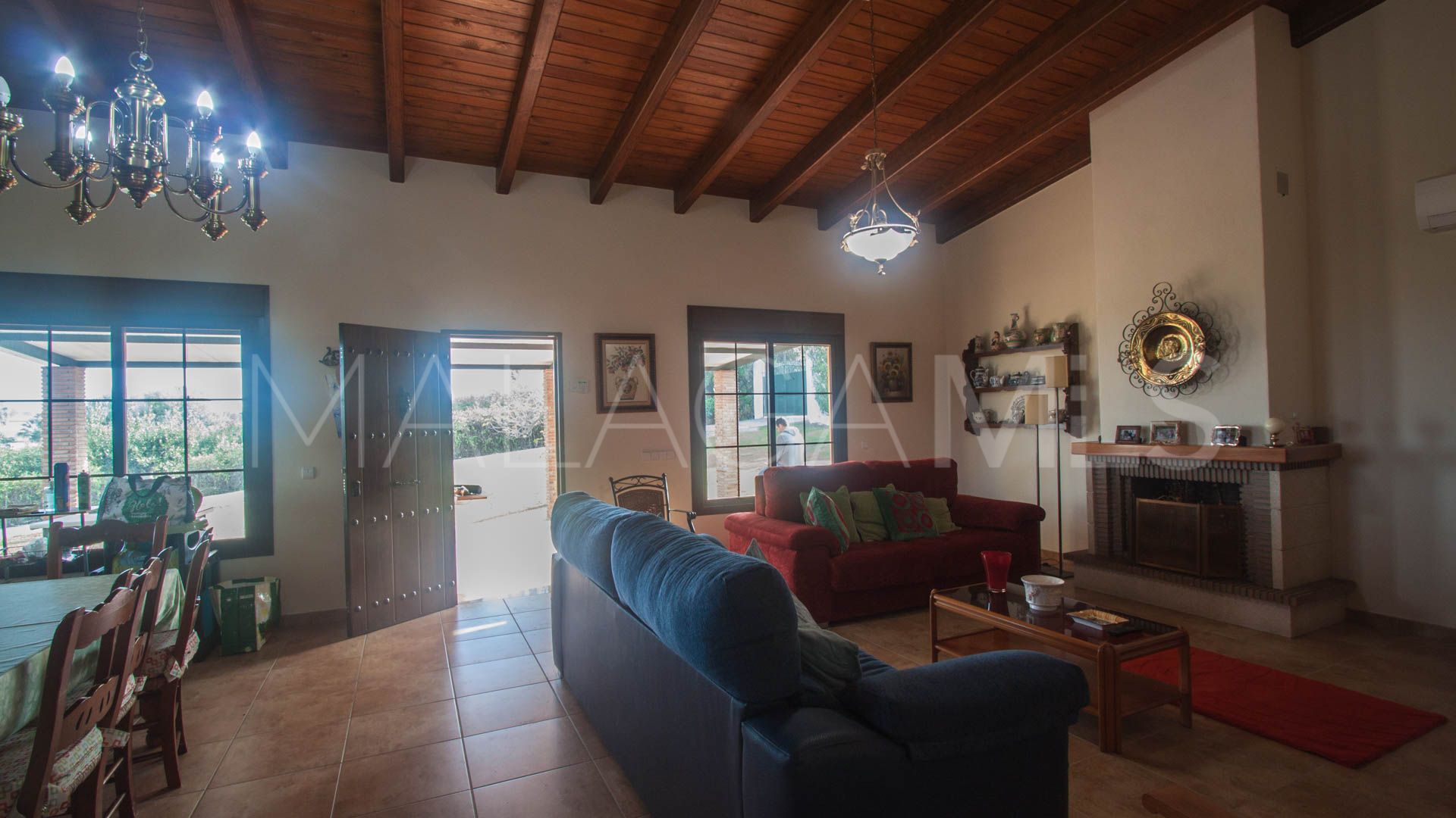 Finca for sale in Estepona